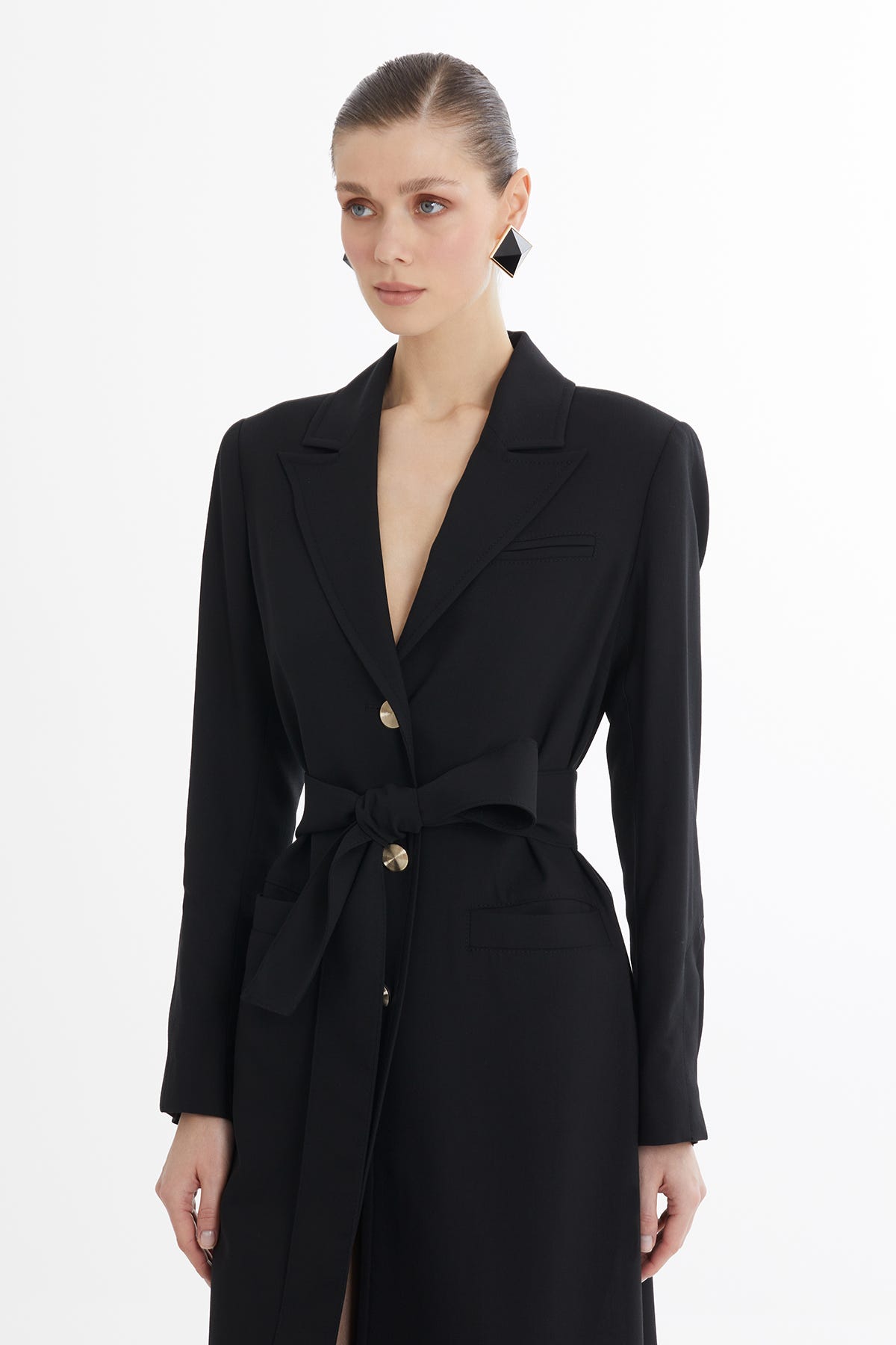 Kuşaklı Yün Karışımlı Siyah Keten Ceket