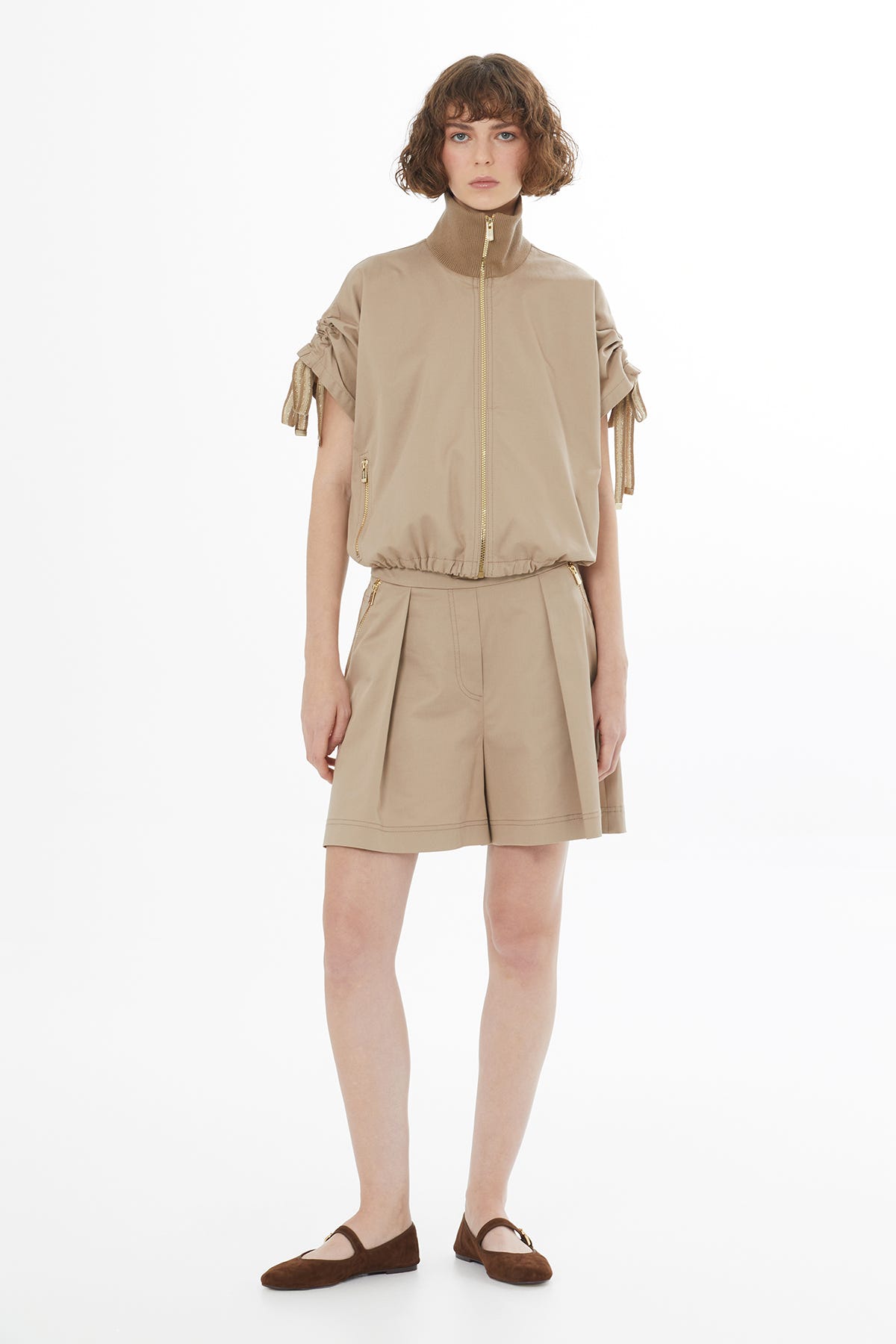 Şerit Triko Detaylı Büzgülü Bej Ceket