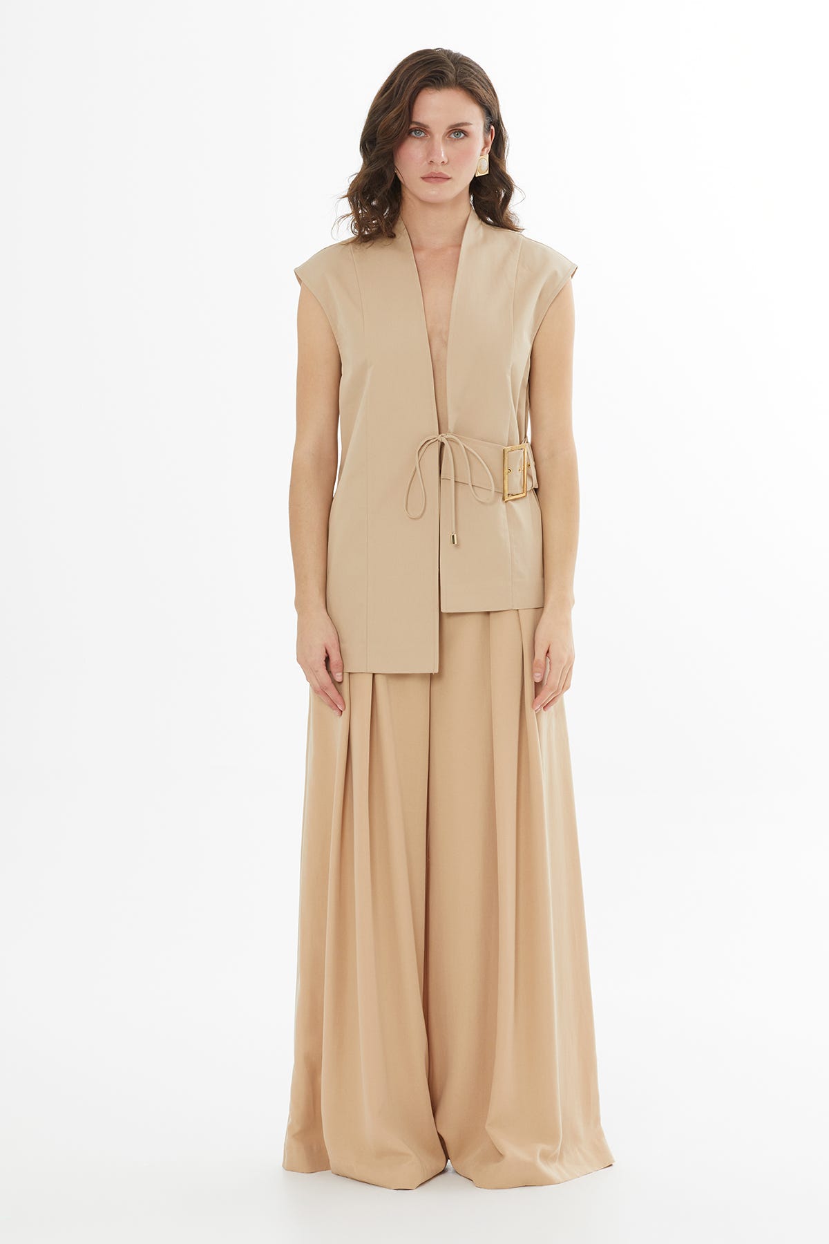 Toka Detaylı Yarım Astarlı Bej Yelek