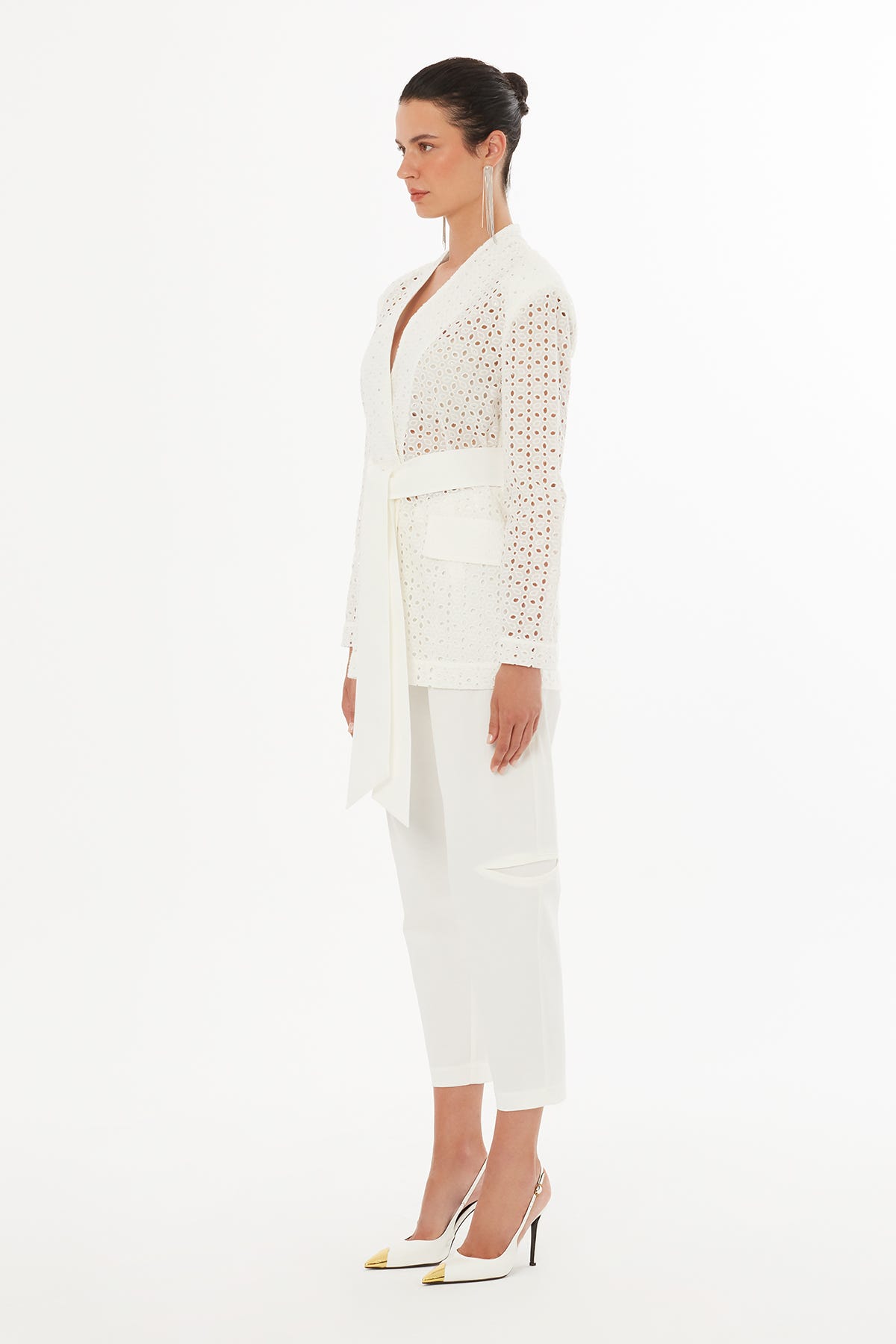 Seyyar Kuşaklı Ekru Ceket