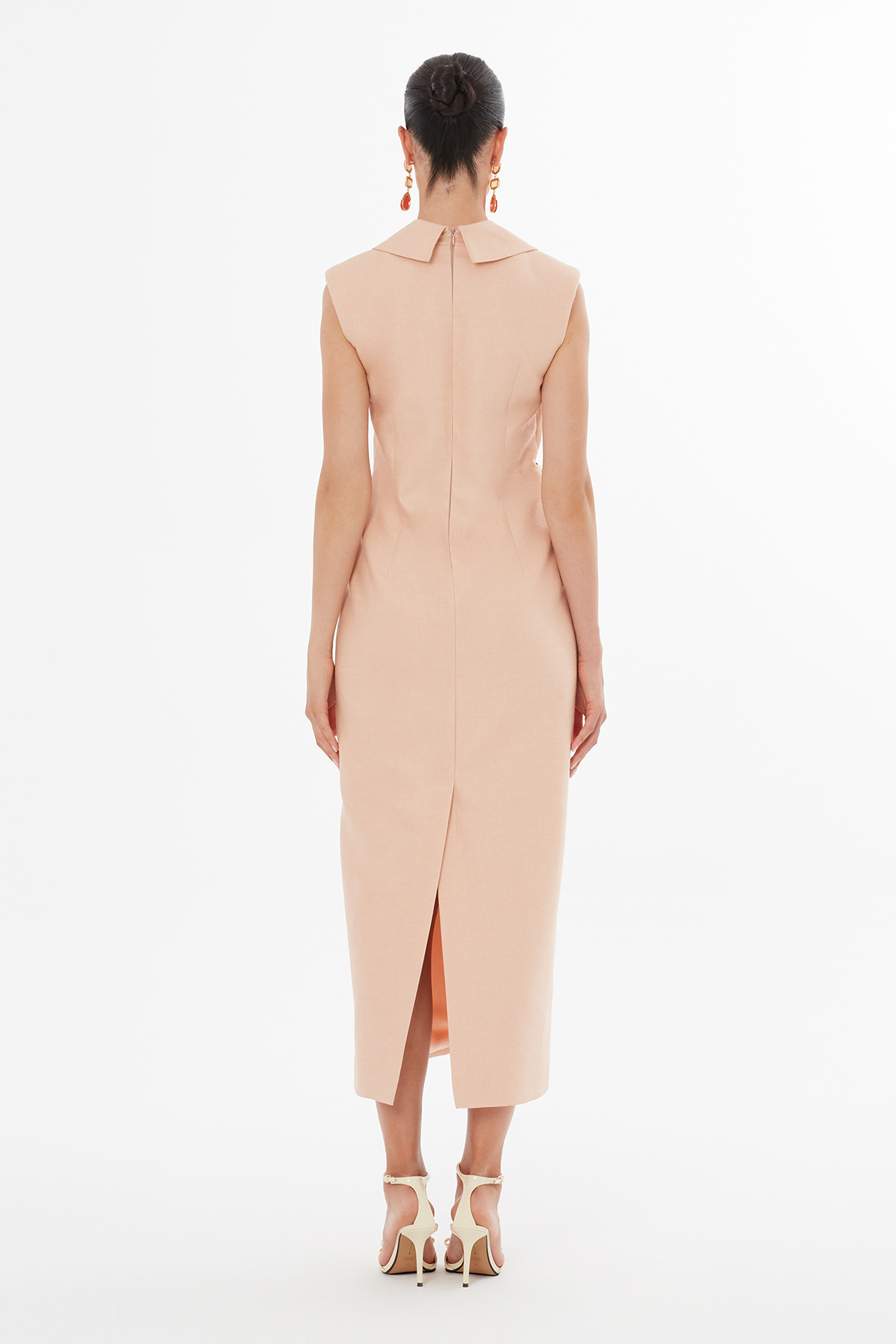 Vatkalı Pembe Uzun Pembe Elbise