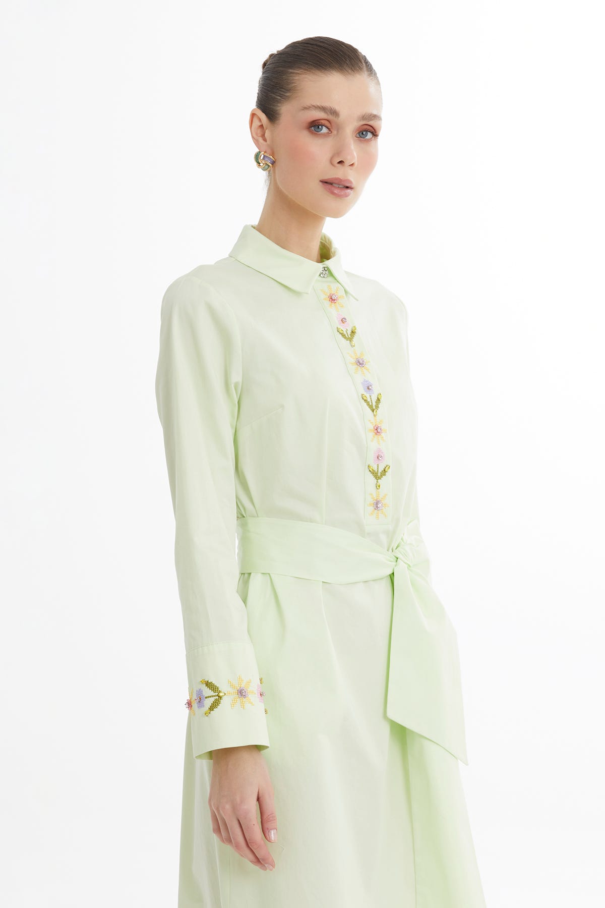 Nakışlı Kuşaklı Yeşil Midi Elbise