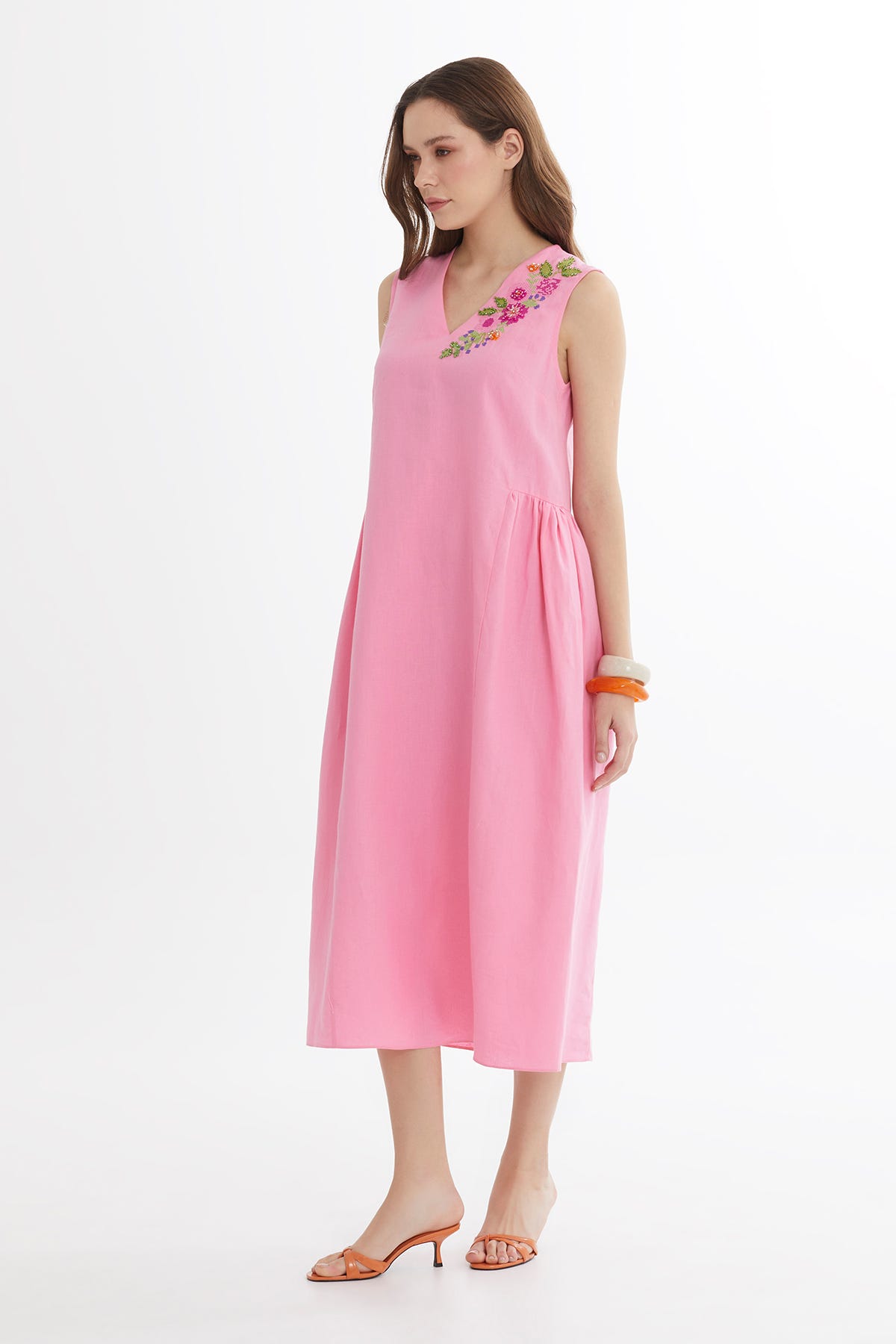 Renkli Etamin Nakışlı Keten Pembe Midi Elbise