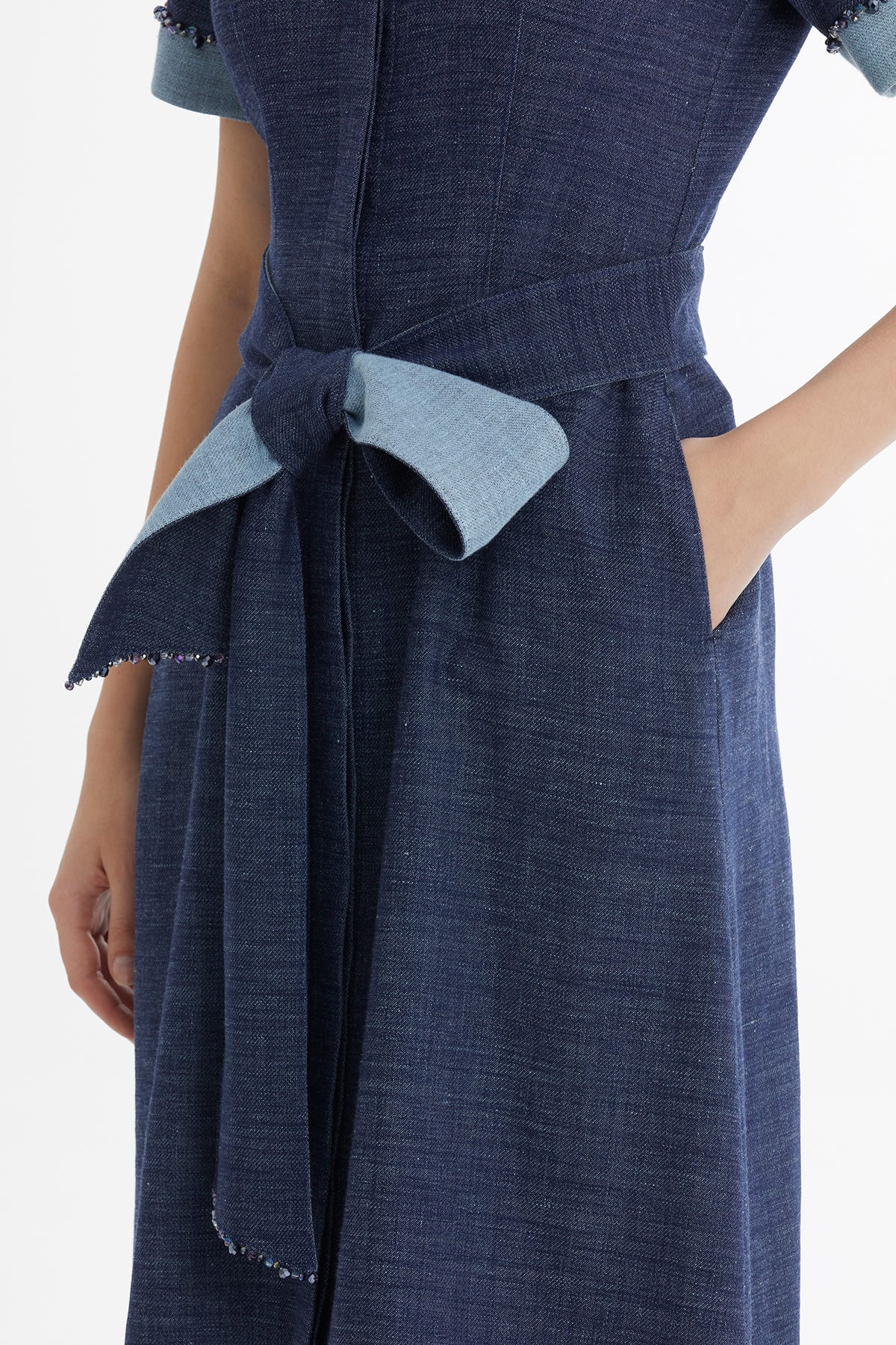 İşlemeli Bağlamalı Mavi Midi Keten Elbise