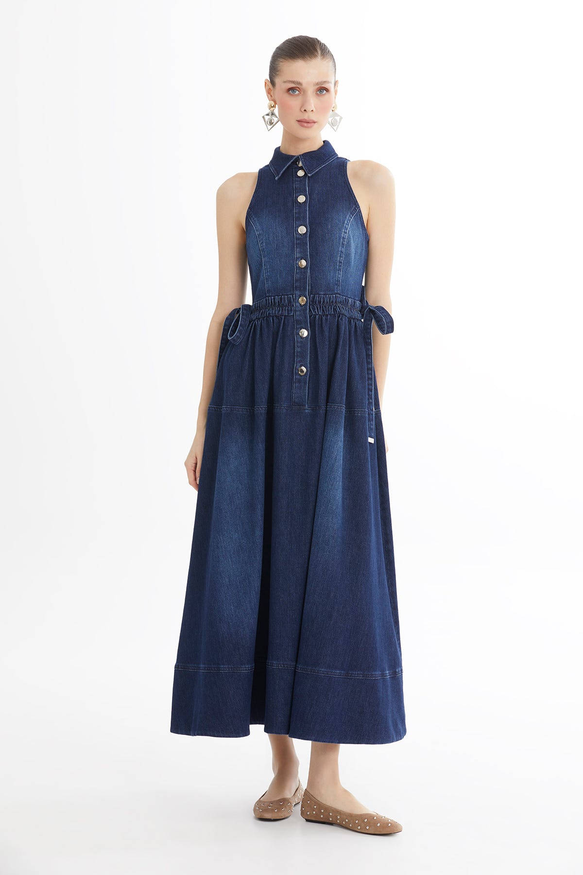 Belden Büzgülü Kolsuz Denim Midi Elbise