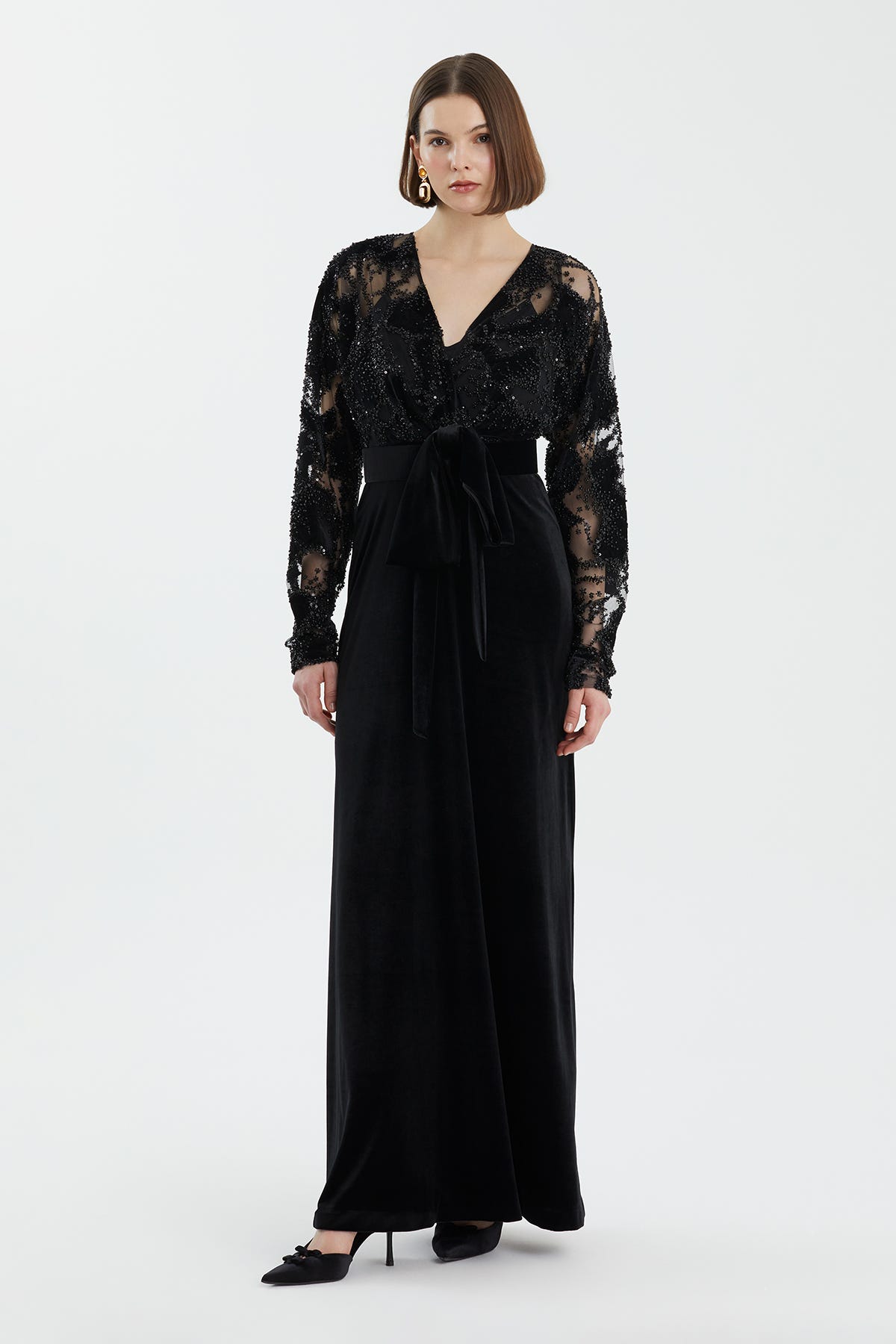 Kemer Detaylı Siyah Uzun Elbise