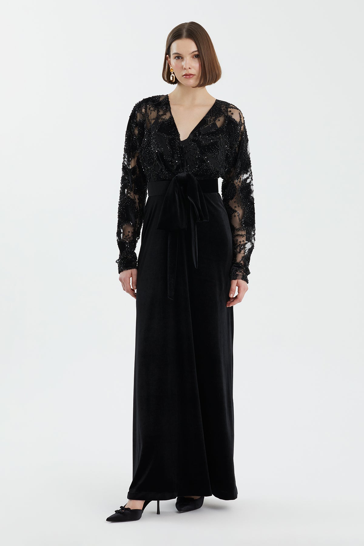 Kemer Detaylı Siyah Uzun Elbise