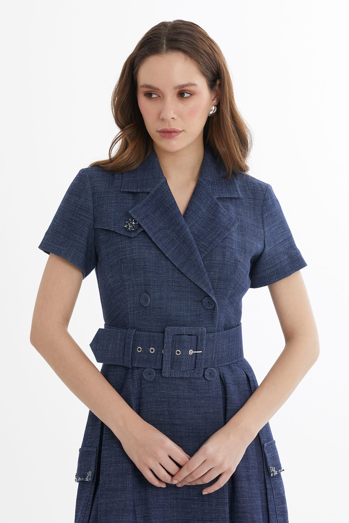 Kemerli İşlemeli Mavi Elbise