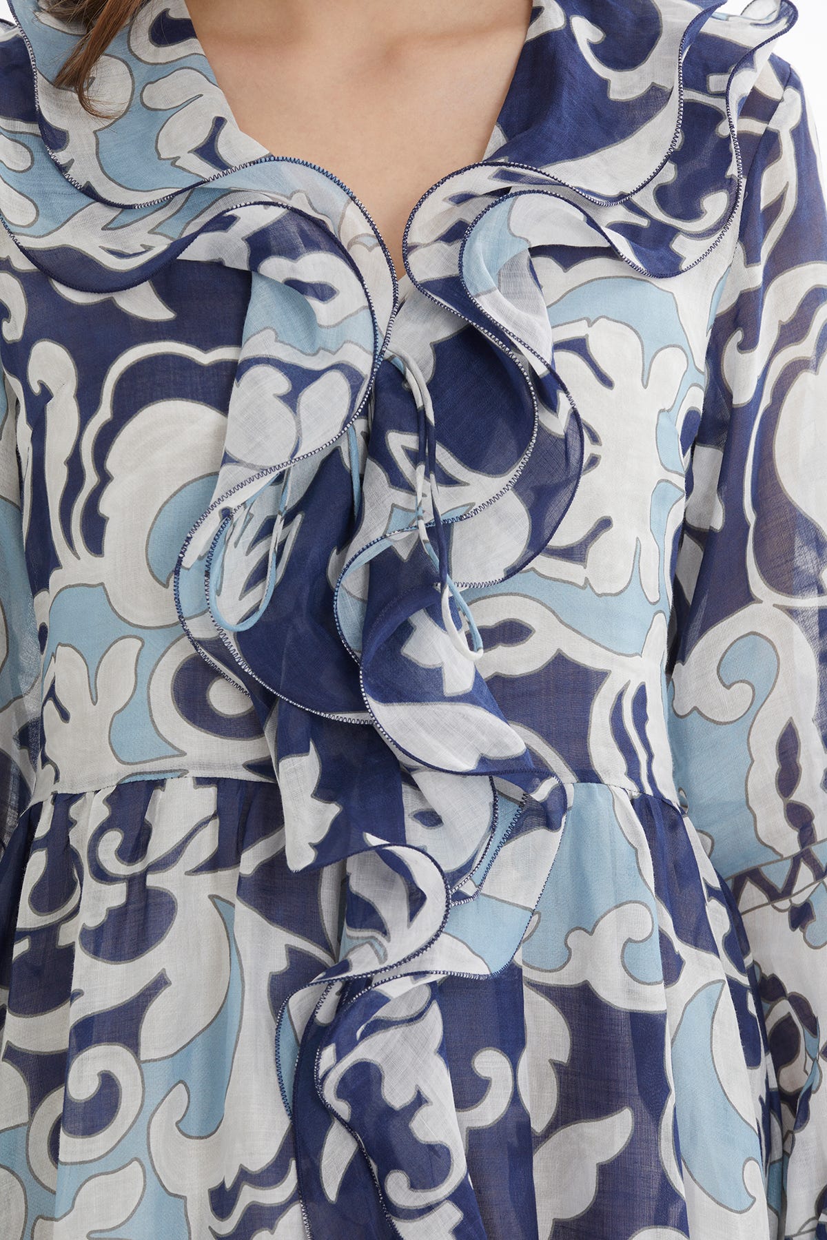 Volan Detaylı Bağcıklı Elbise