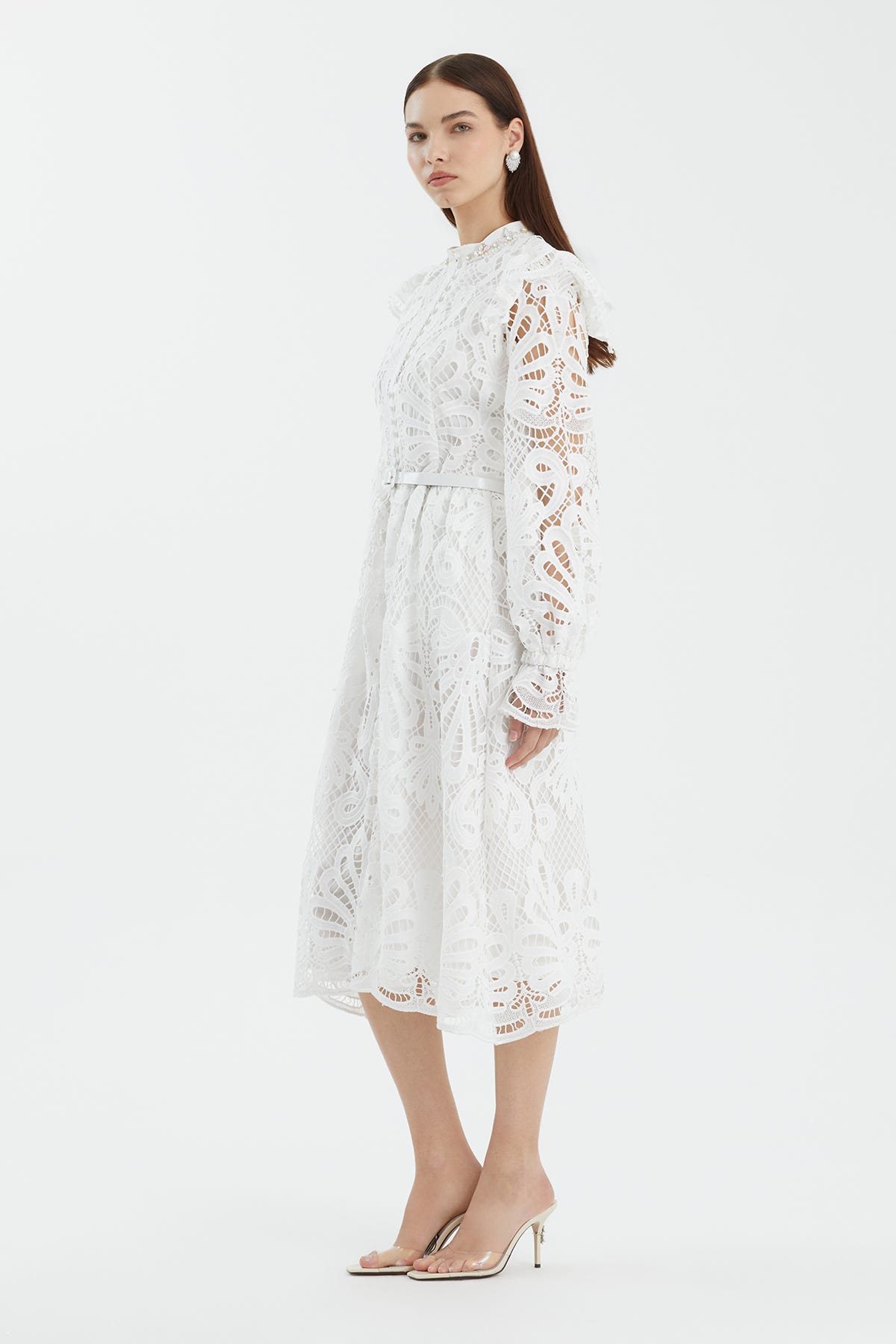 Deri Kemerli Kolları Büzgülü Ekru Midi Elbise