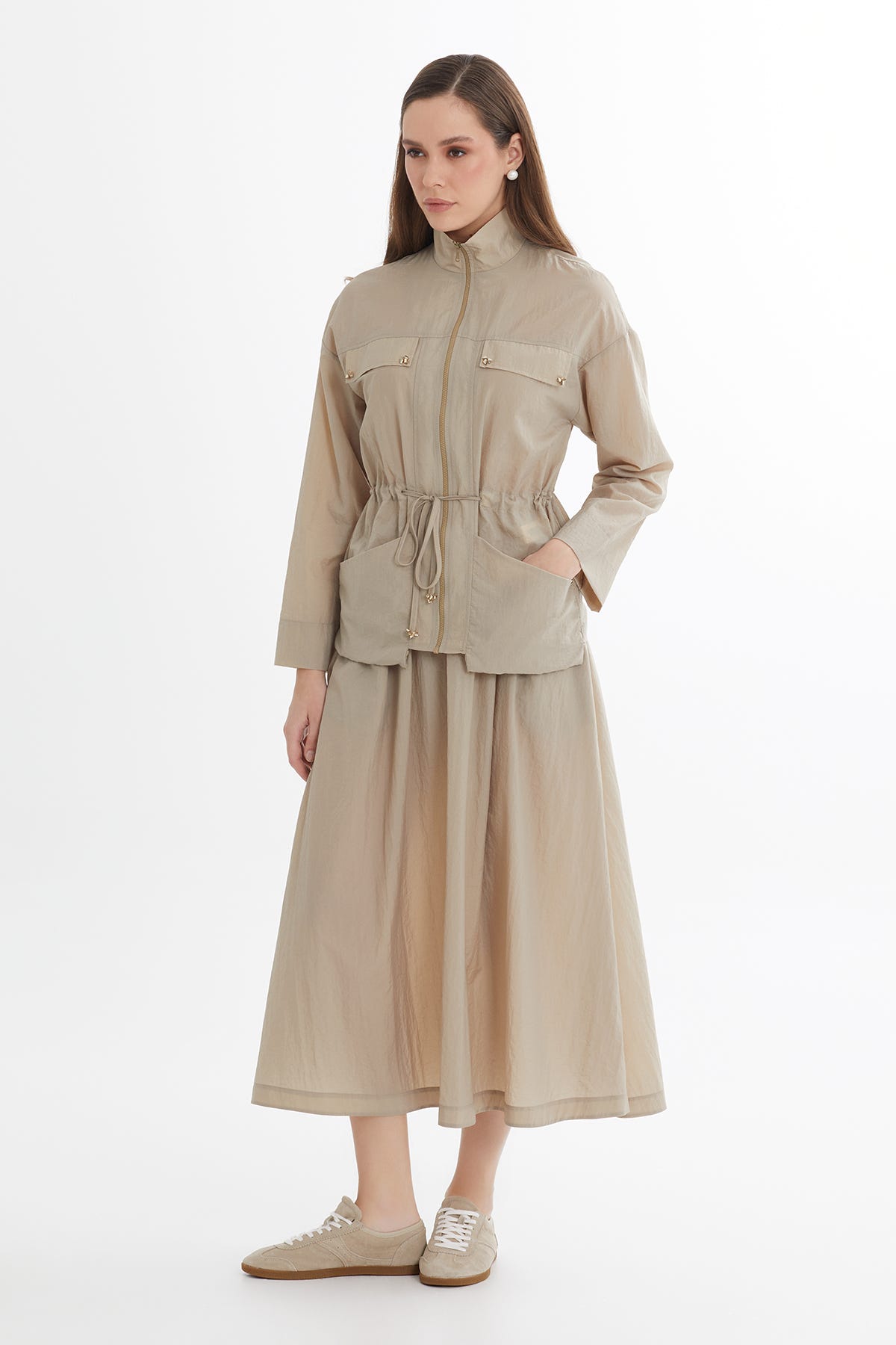 İşlemeli Ceket Ve Midi Etekli Bej Takım