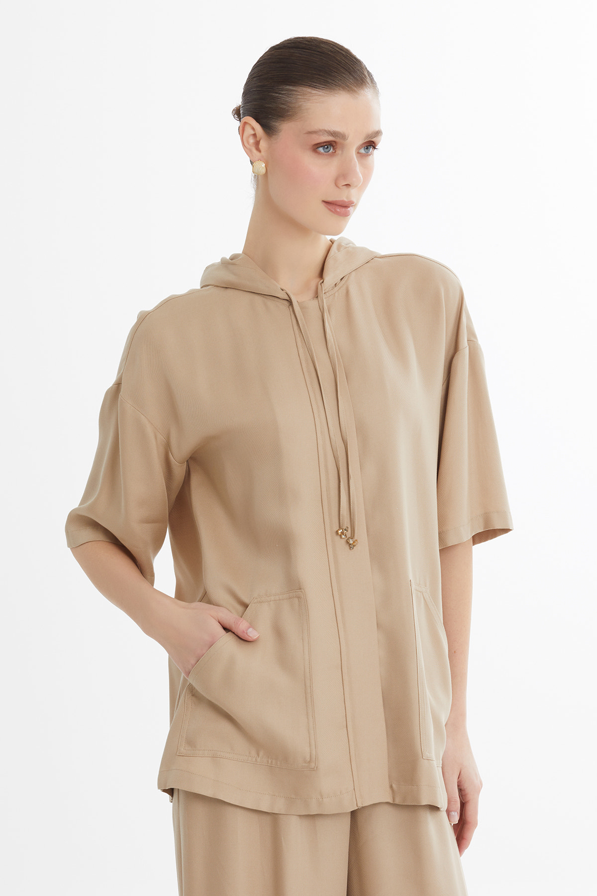 Kapüşonlu İşlemeli Bol Bej Eşofman Takımı