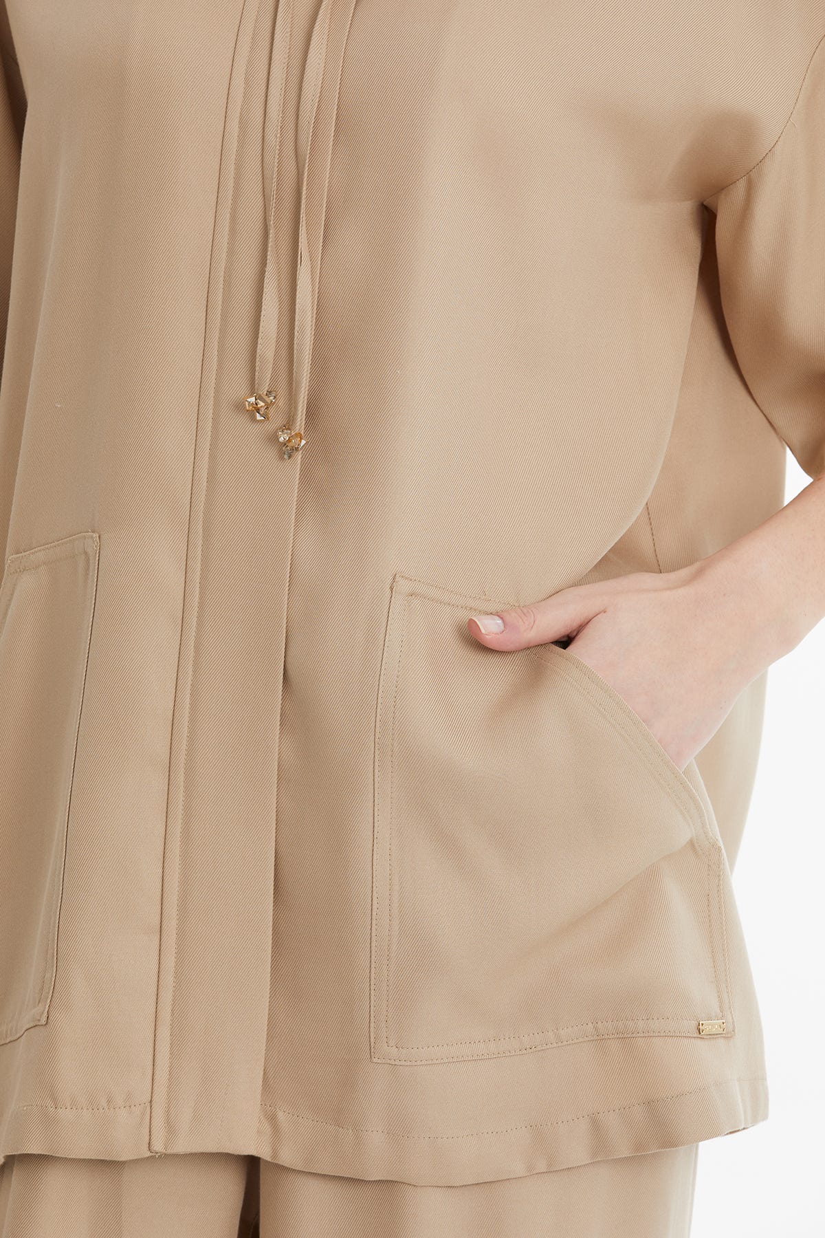 Kapüşonlu İşlemeli Bol Bej Eşofman Takımı