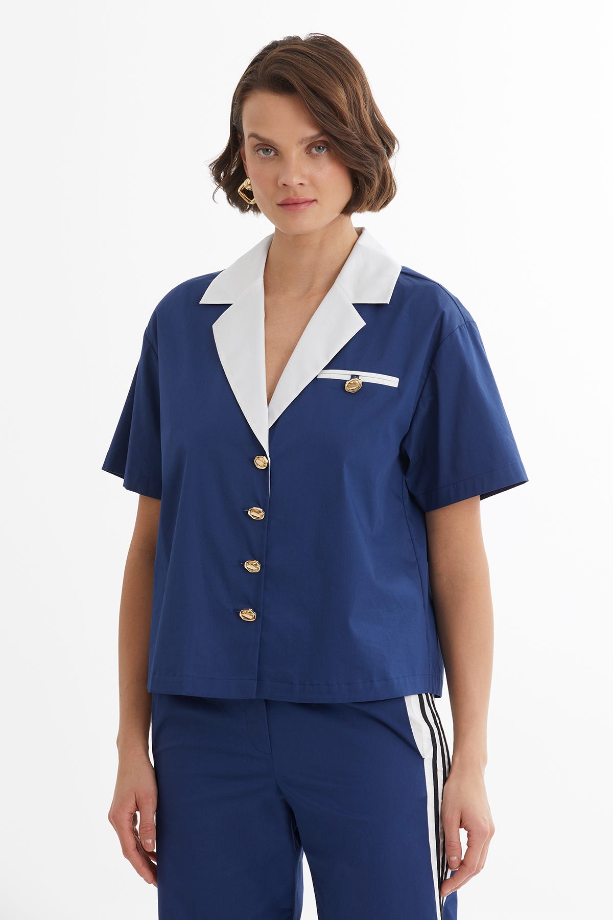 Gömlek ve Şerit Detaylı Lacivert Eşofman Takımı