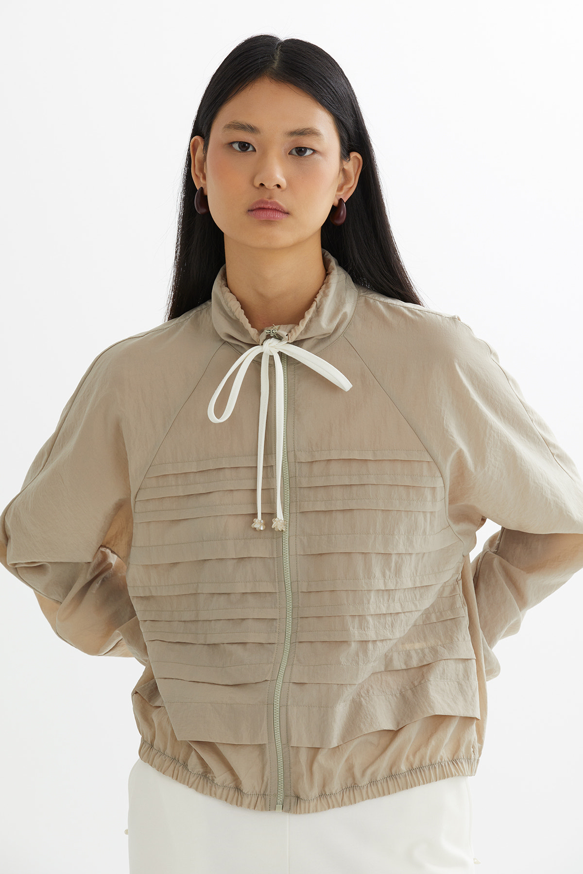 İşlemeli Ceketli Bej Eşofman Takımı