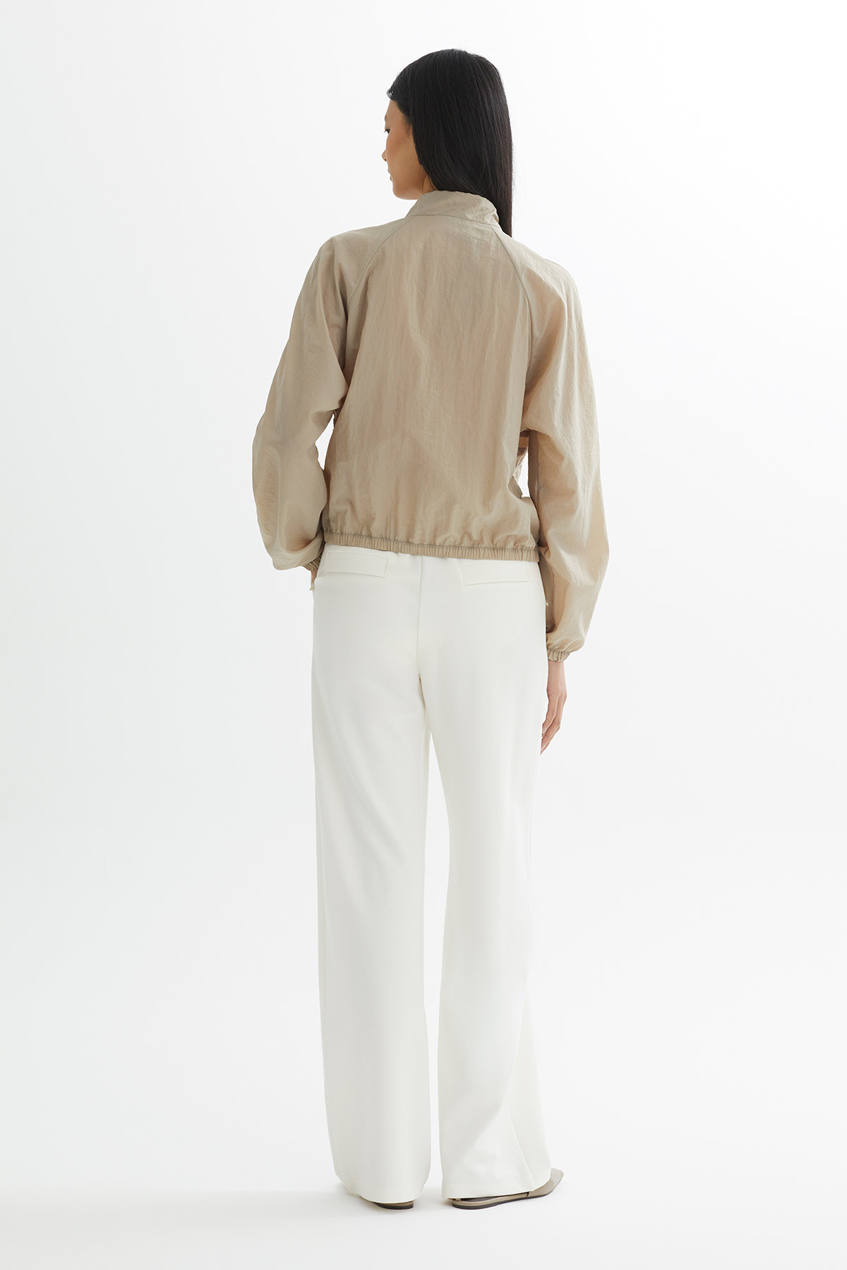 İşlemeli Ceketli Bej Eşofman Takımı