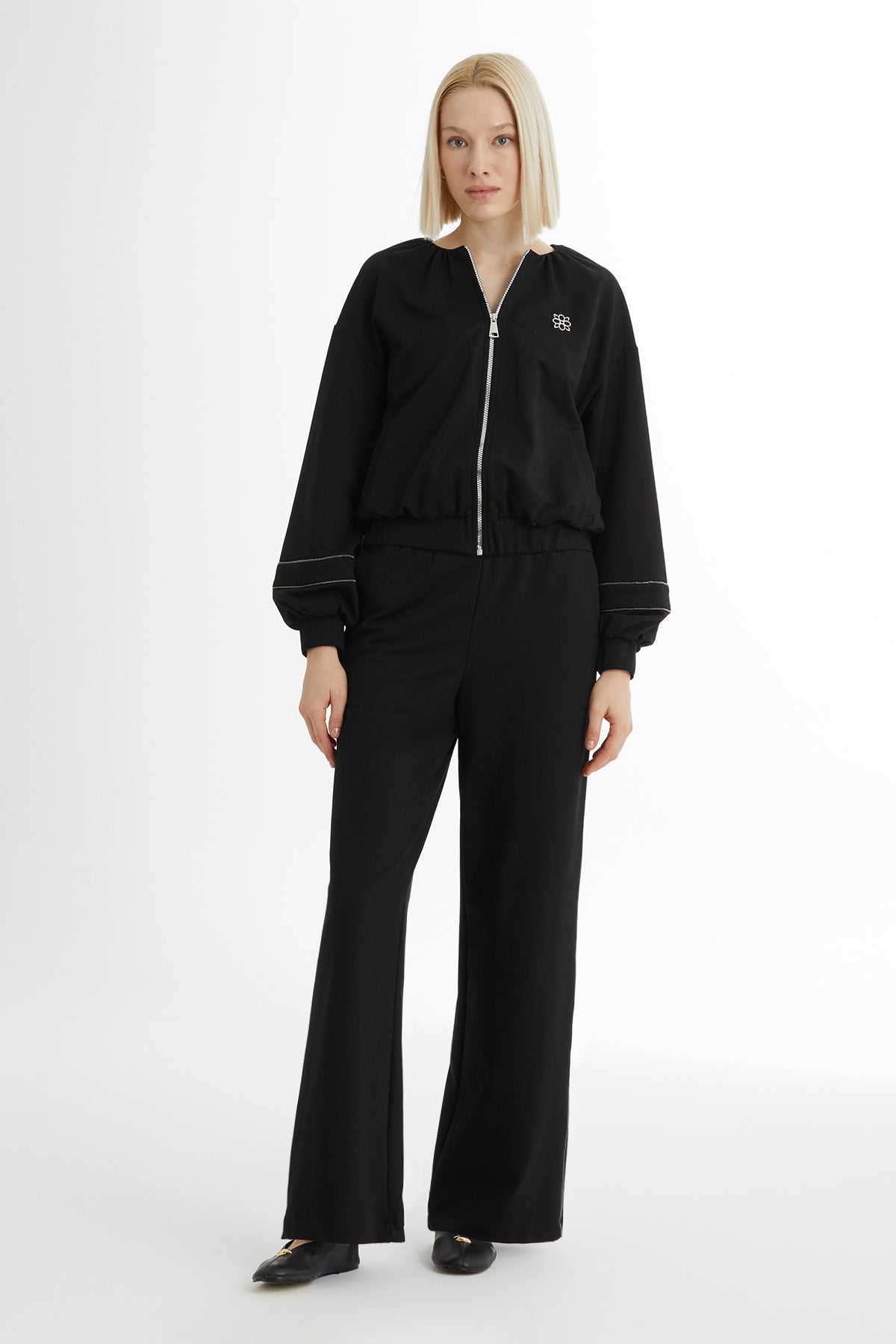 Şerit Detaylı Siyah Eşofman Takımı