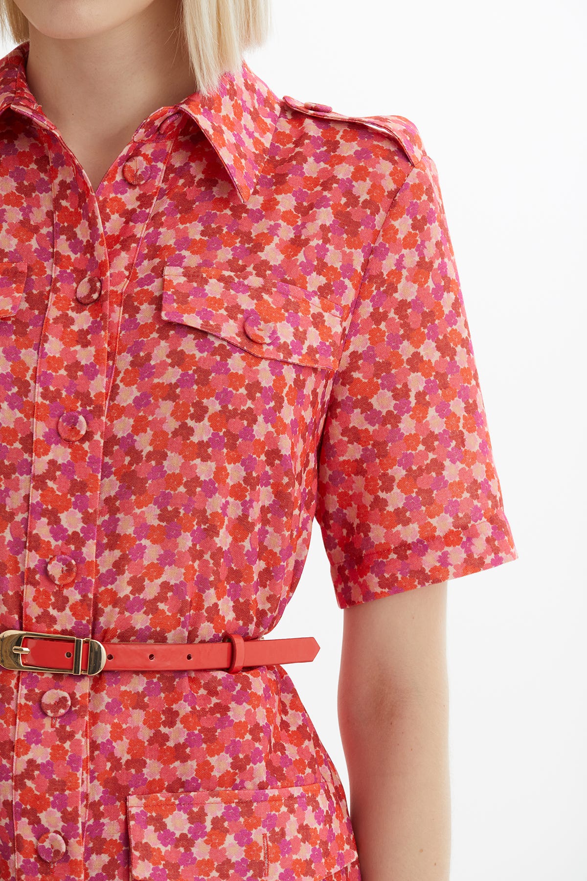 Desenli Gömlek Ve Pantolonlu Takım