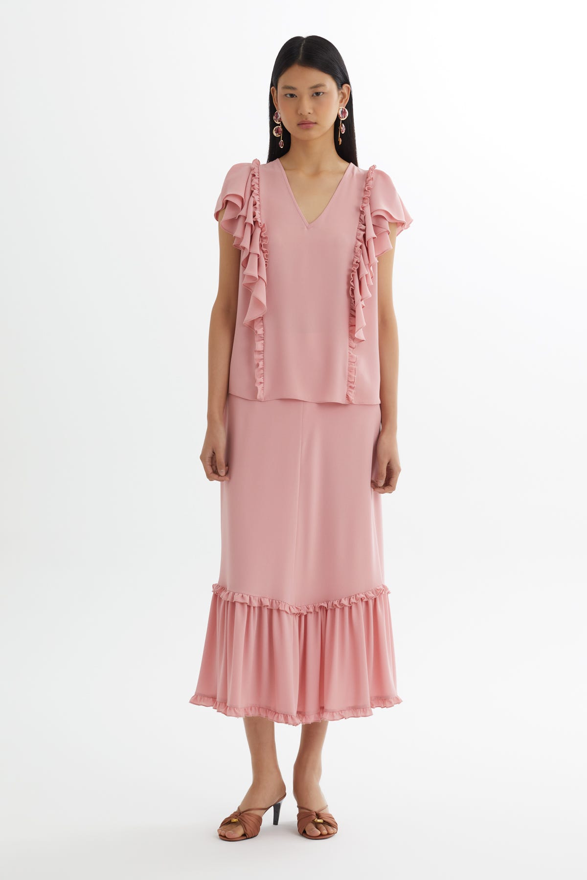 Volanlı Bluz Ve Büzgülü Etekli Pembe Takım