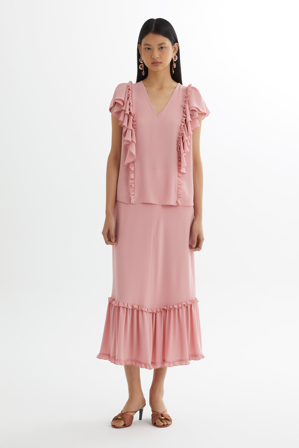 Volanlı Bluz Ve Büzgülü Etekli Pembe Takım