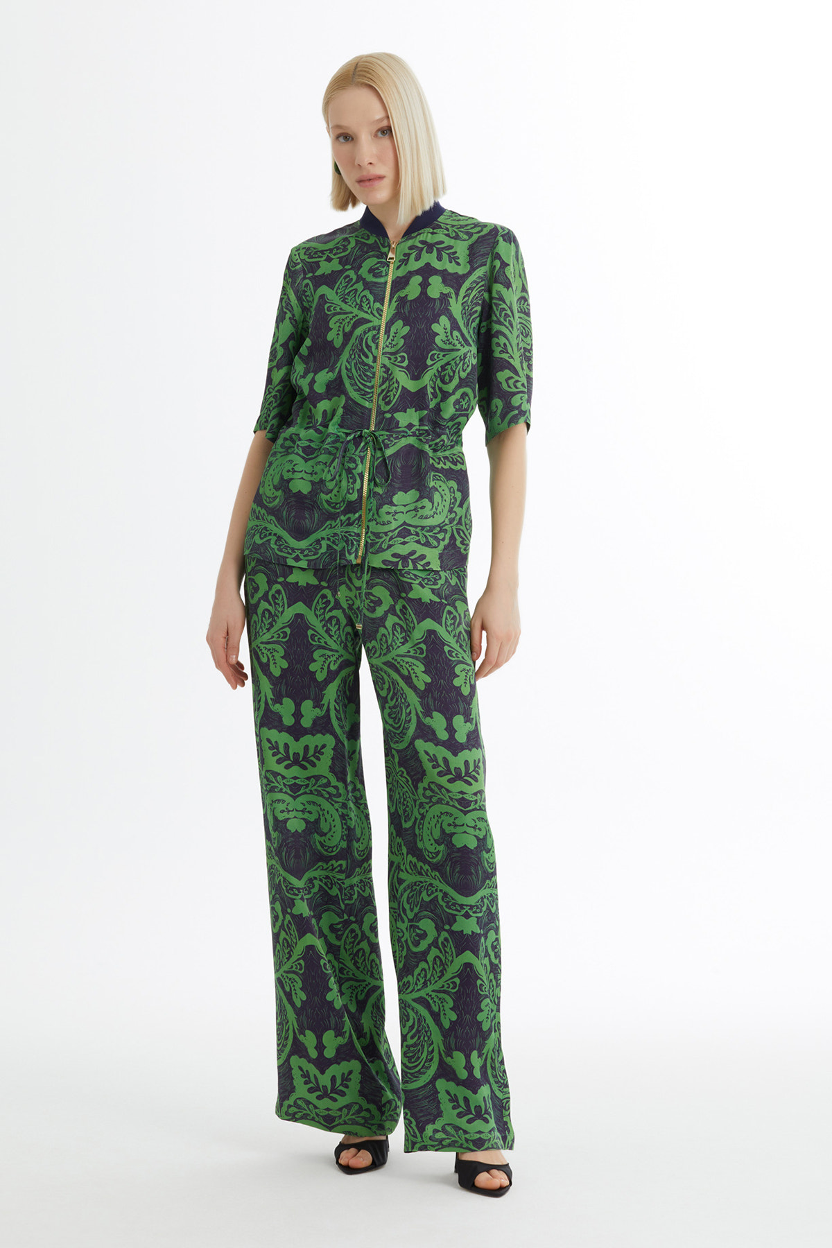 Desenli Ceket Ve Pantolonlu Yeşil Takım