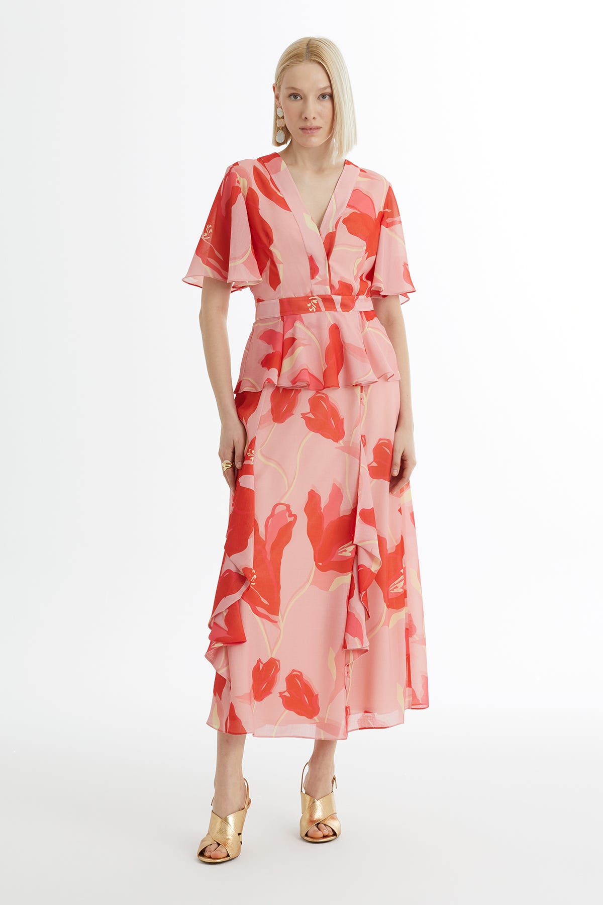 Desenli Bluz Ve Volanlı Etekli Pembe Takım