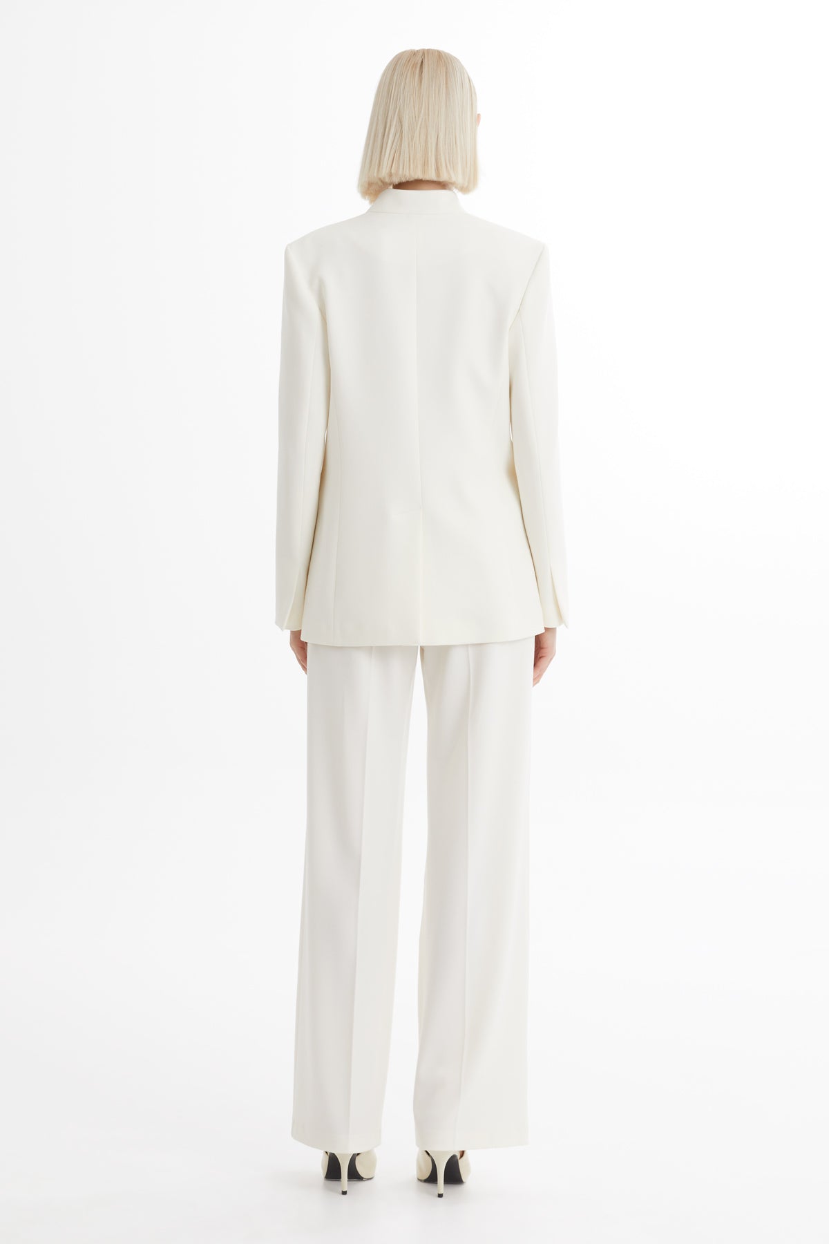 Çiçek Detaylı Ekru Blazer Takım