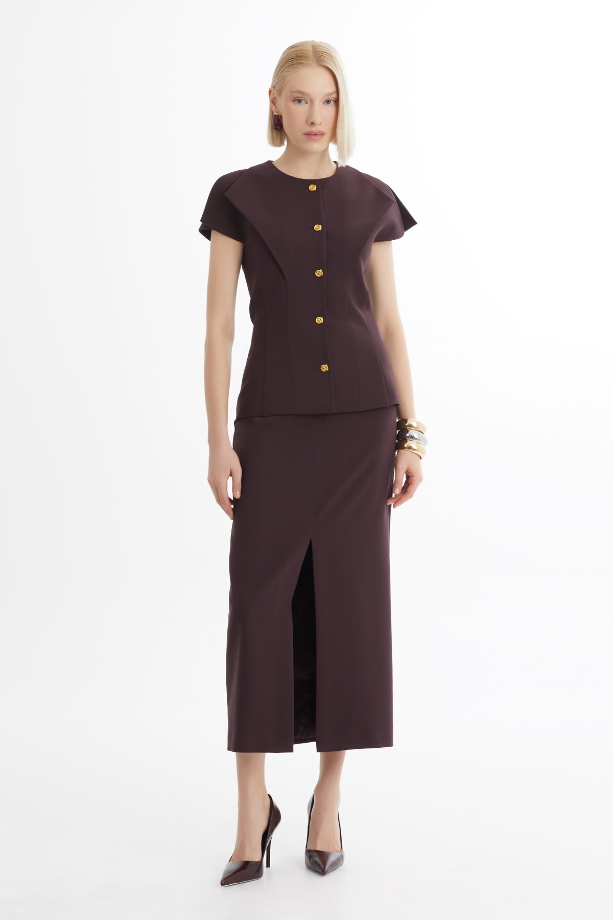 Kırmızı Kısa Kollu Ceket  Ve Midi Yırtmaçlı Etek Takım