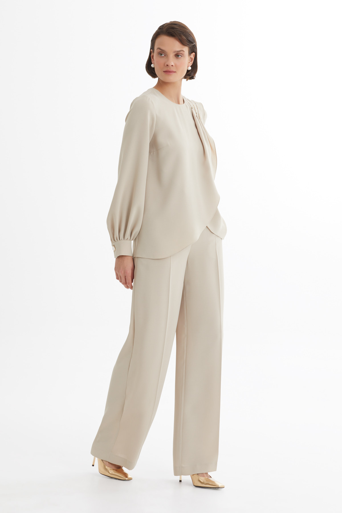 Bej Asimetrik Bluz Pantolon Takım