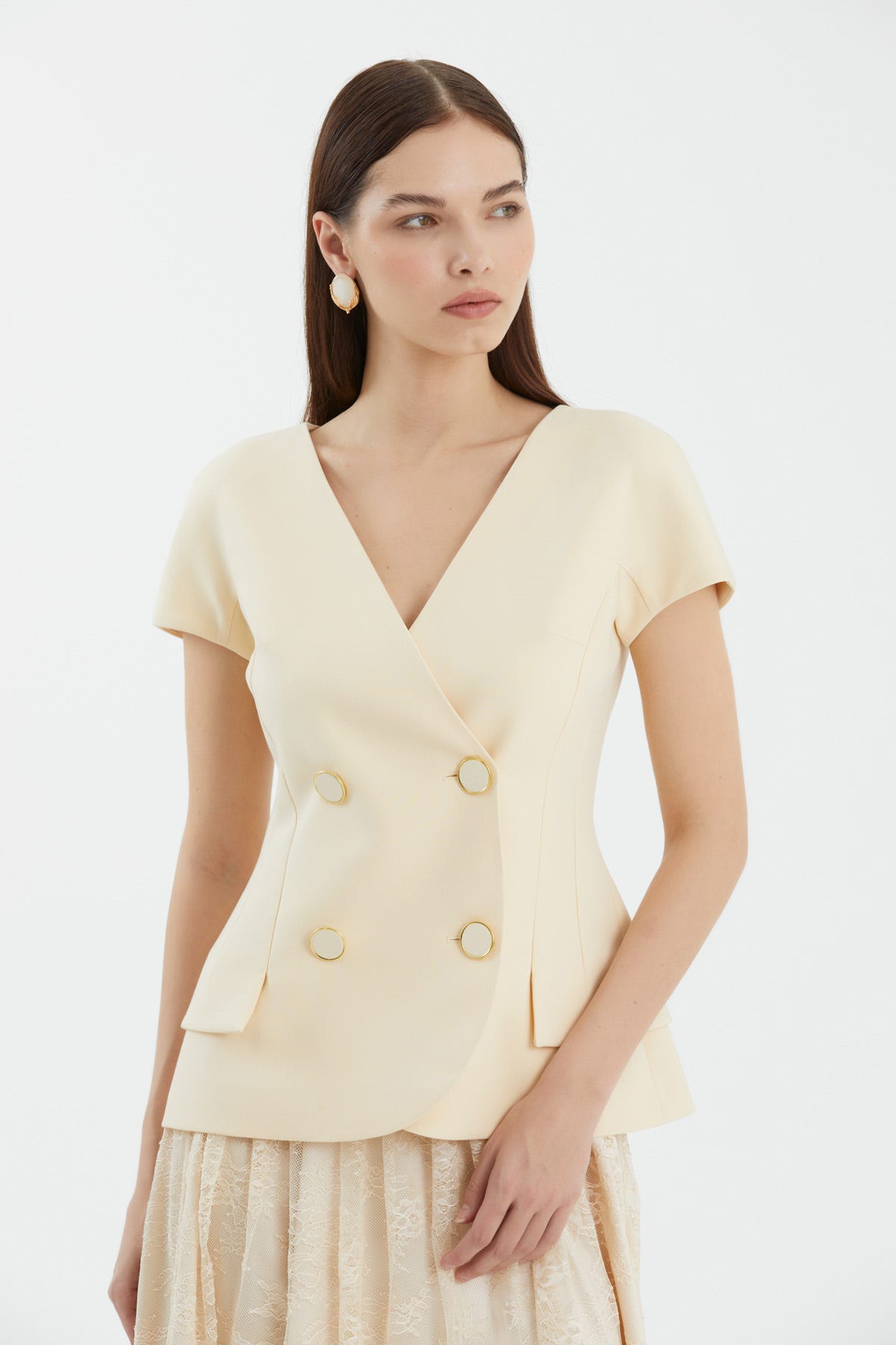 Dantel Etekli Yelekli Bej Takım