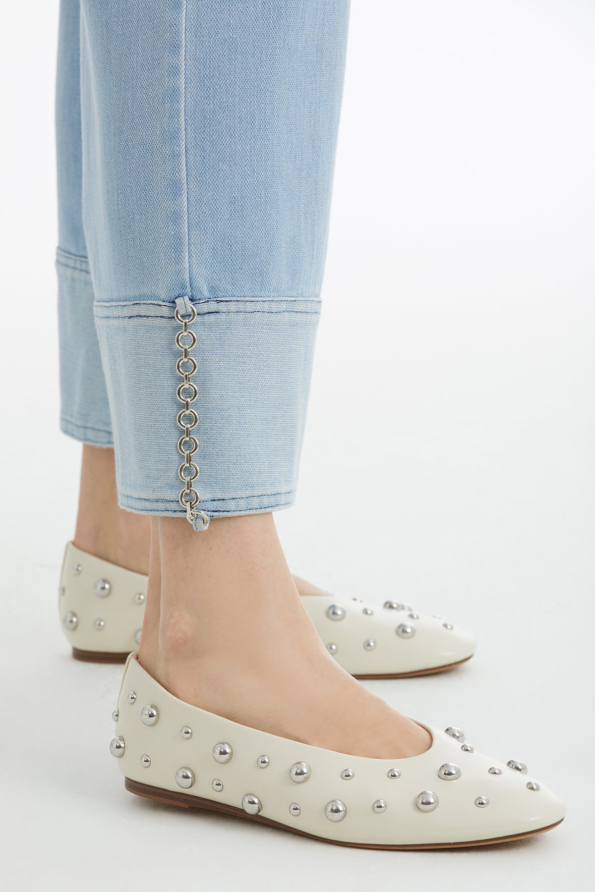 İşleme Detaylı Mavi Jean Pantolon