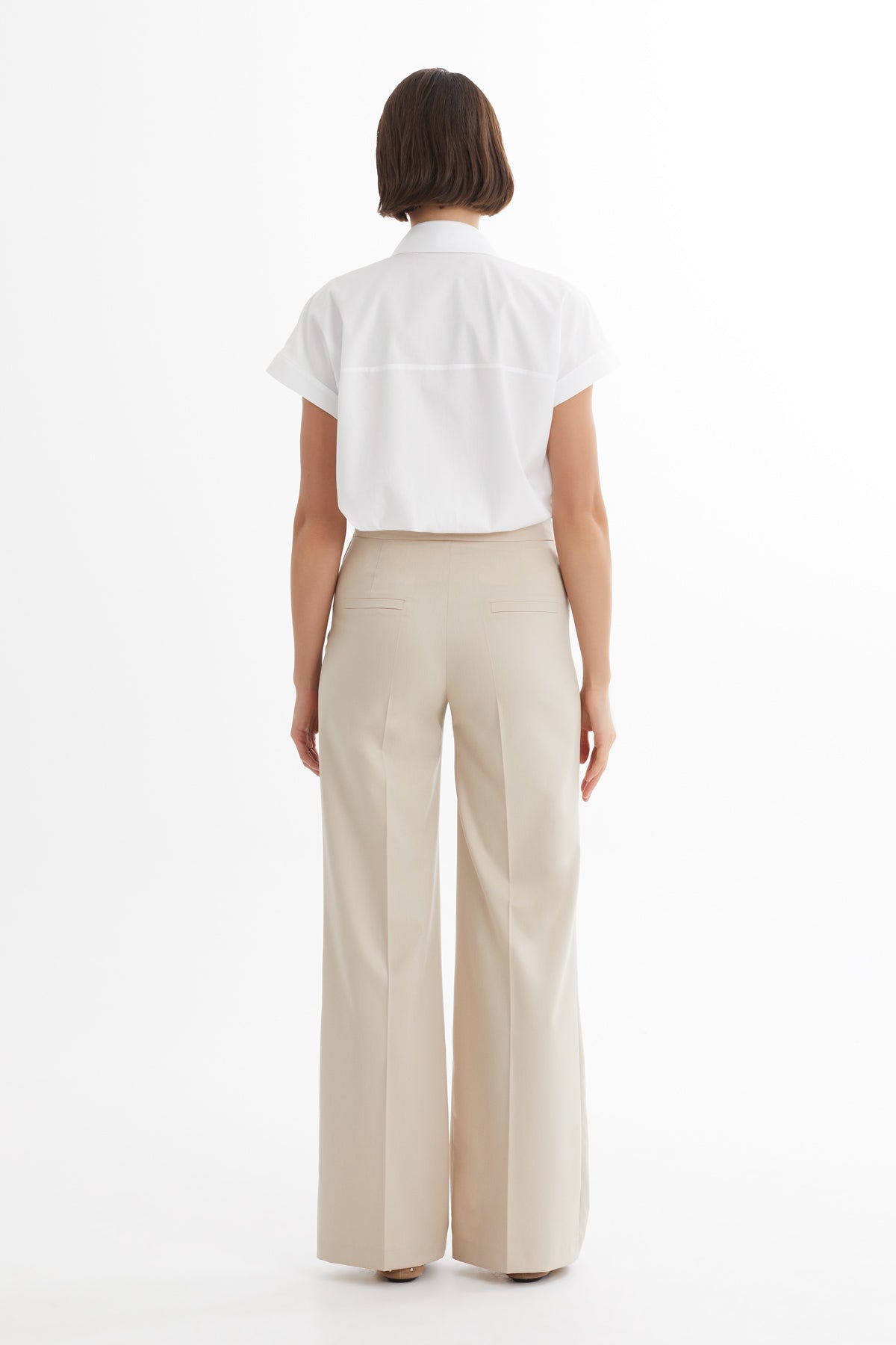 Zincir Detaylı Boru Paça Bej Pantolon