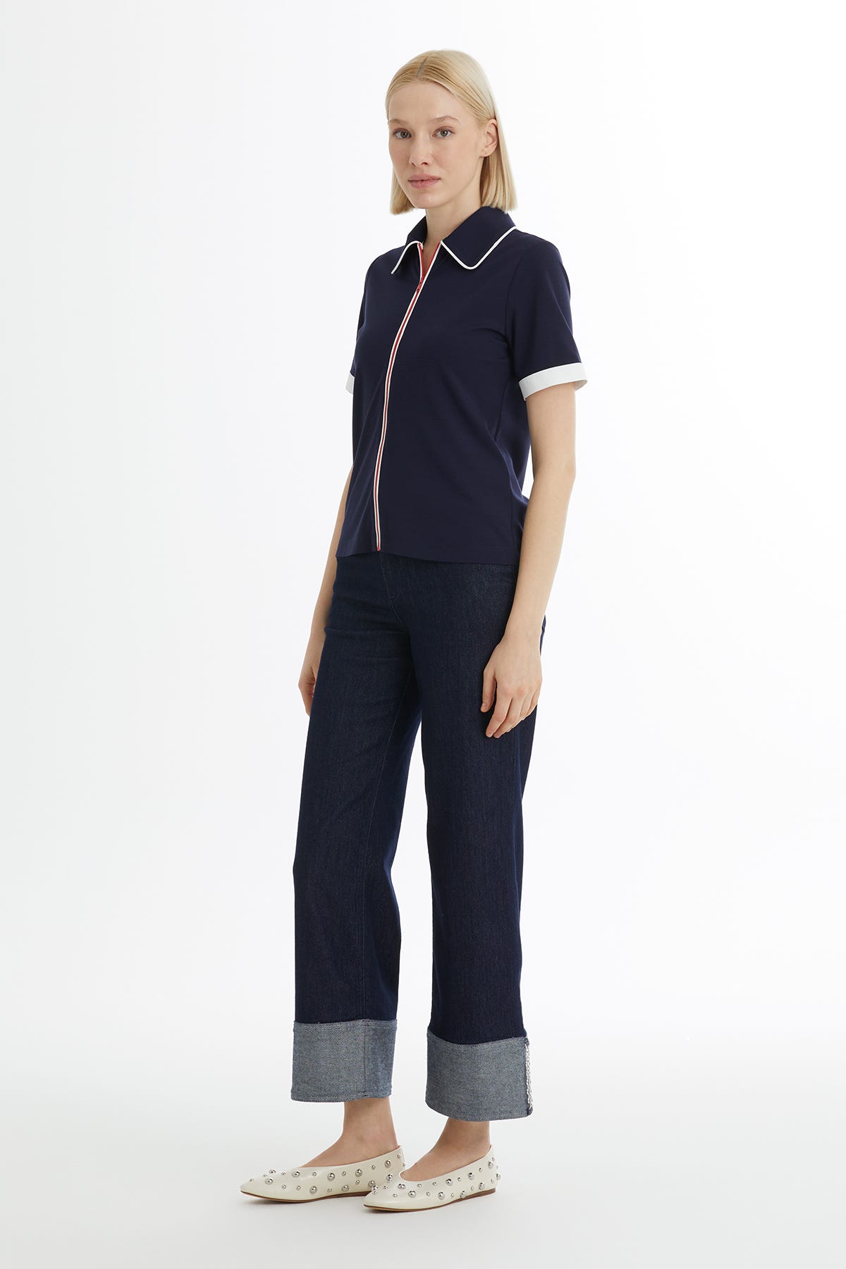 Biye Detaylı Kısa Kollu Lacivert Bluz