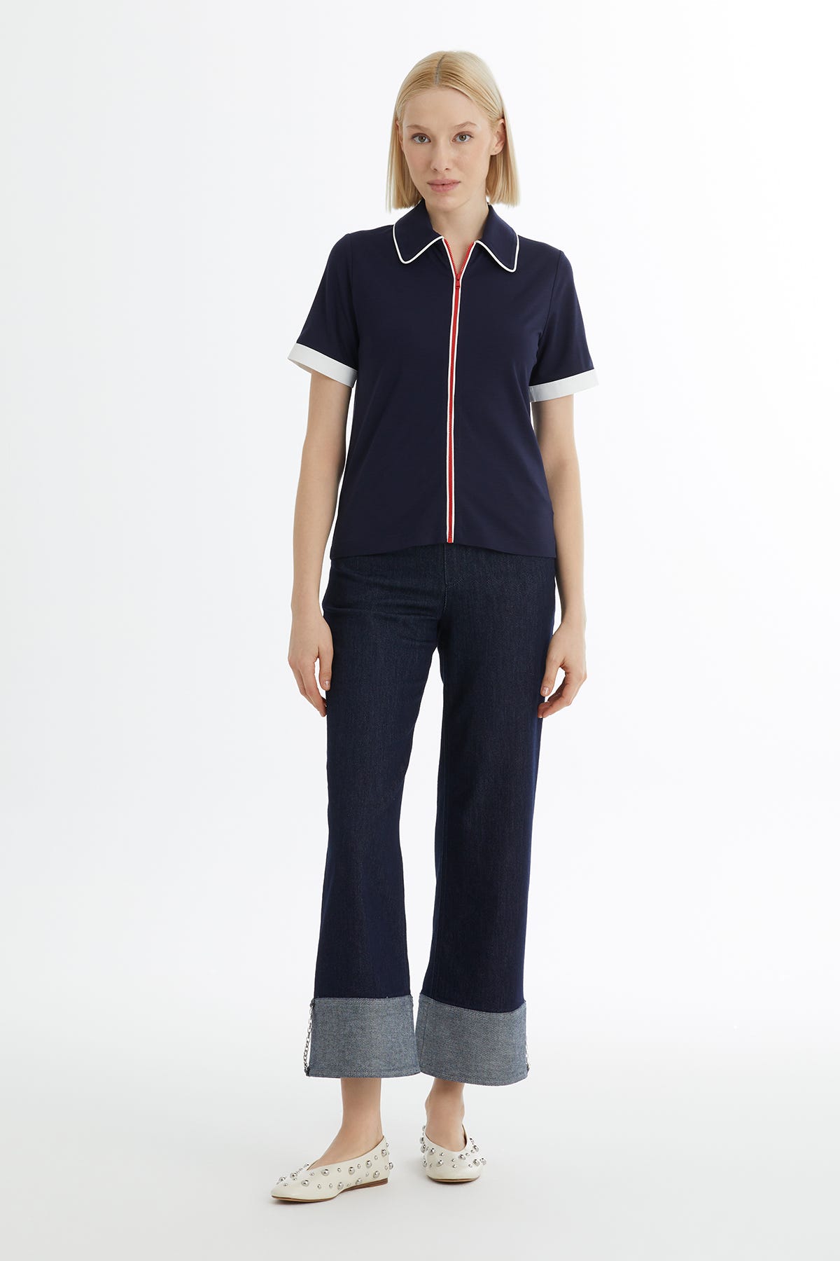 Biye Detaylı Kısa Kollu Lacivert Bluz