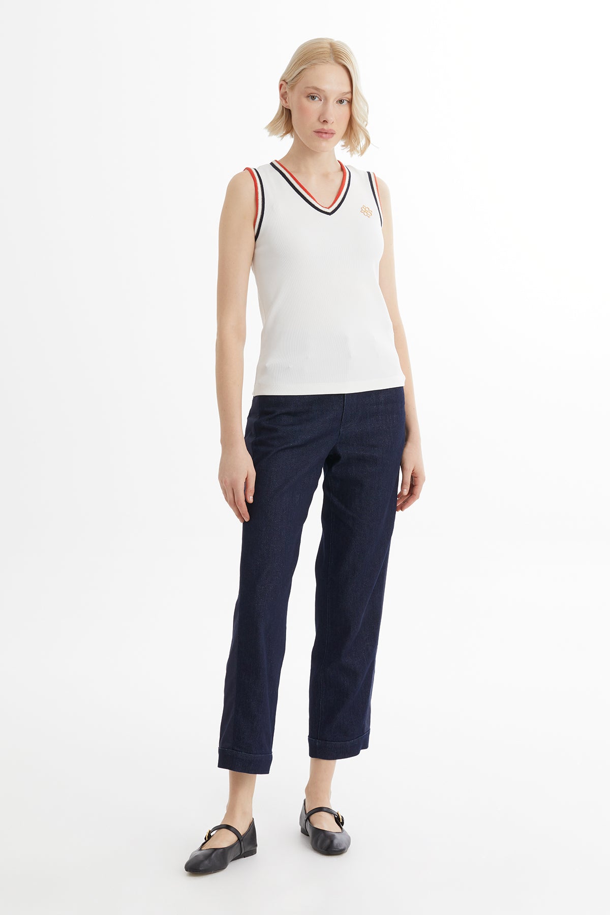 Metal Aksesuar Detaylı Ekru  Bluz