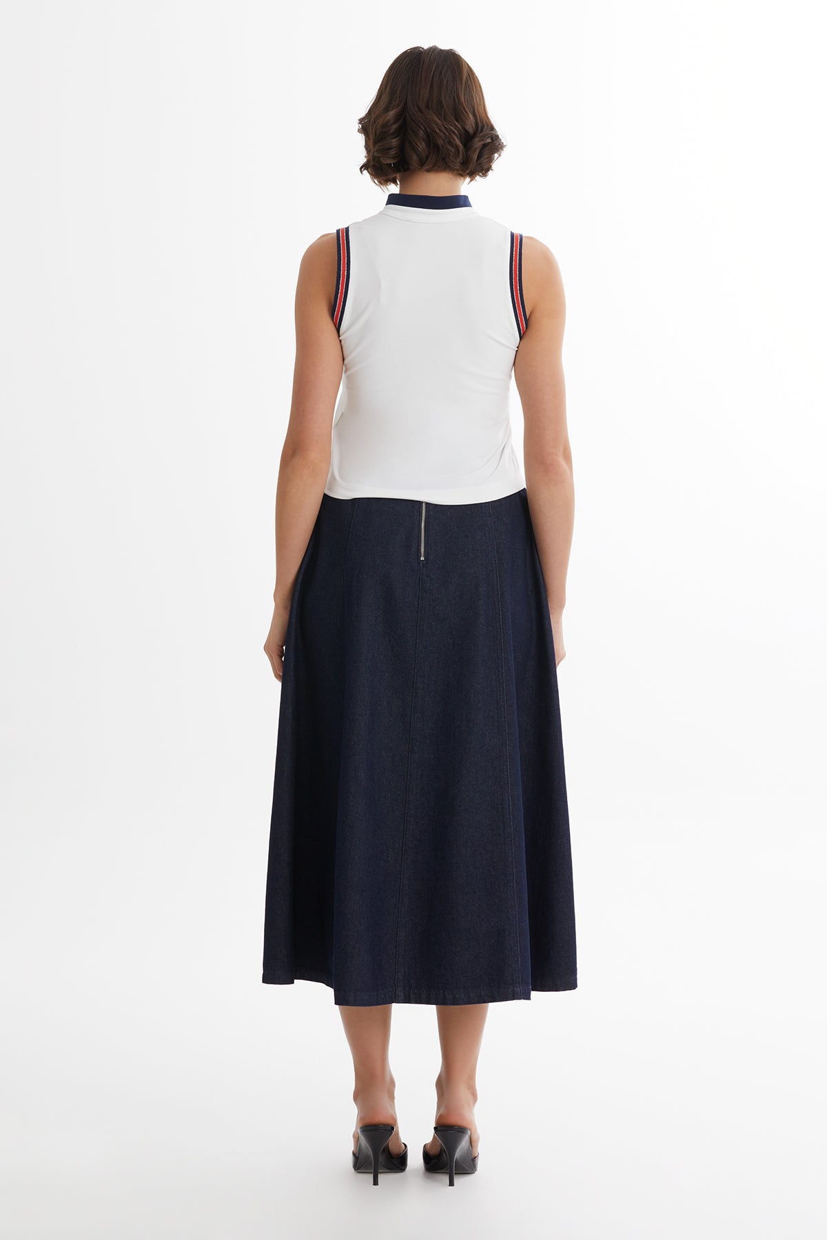 Nakış Ve İşleme Detaylı Beyaz  Bluz