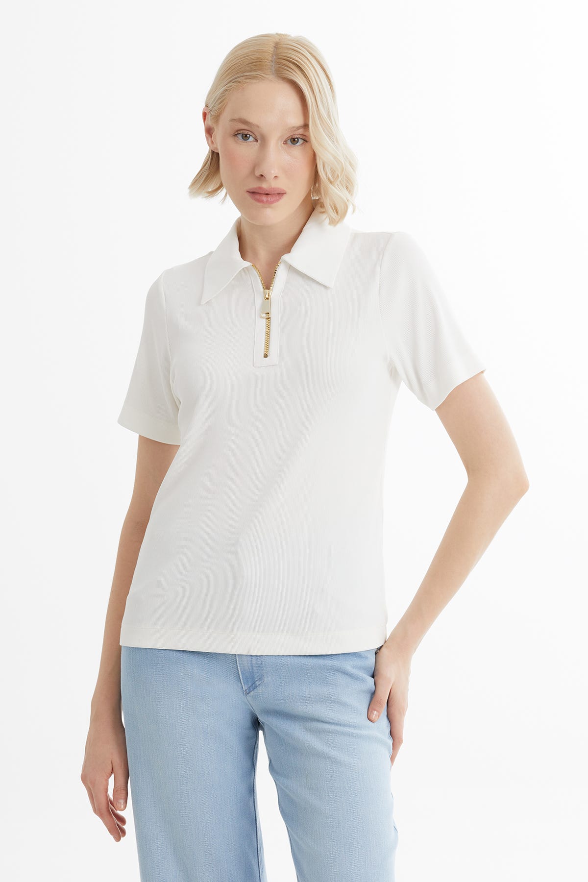 Fermuarlı Kısa Kollu Ekru Bluz