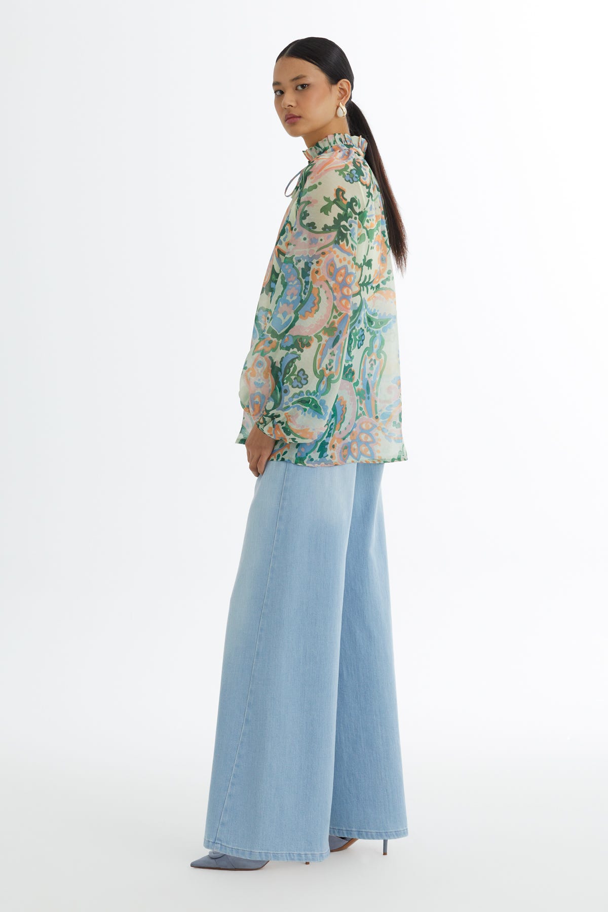 Fırfır Yakalı Desenli  Bluz