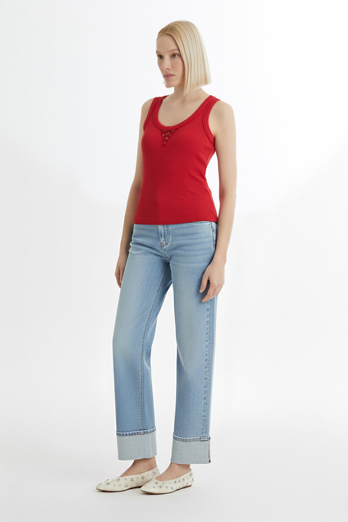 İşleme Detaylı Kırmızı Atlet