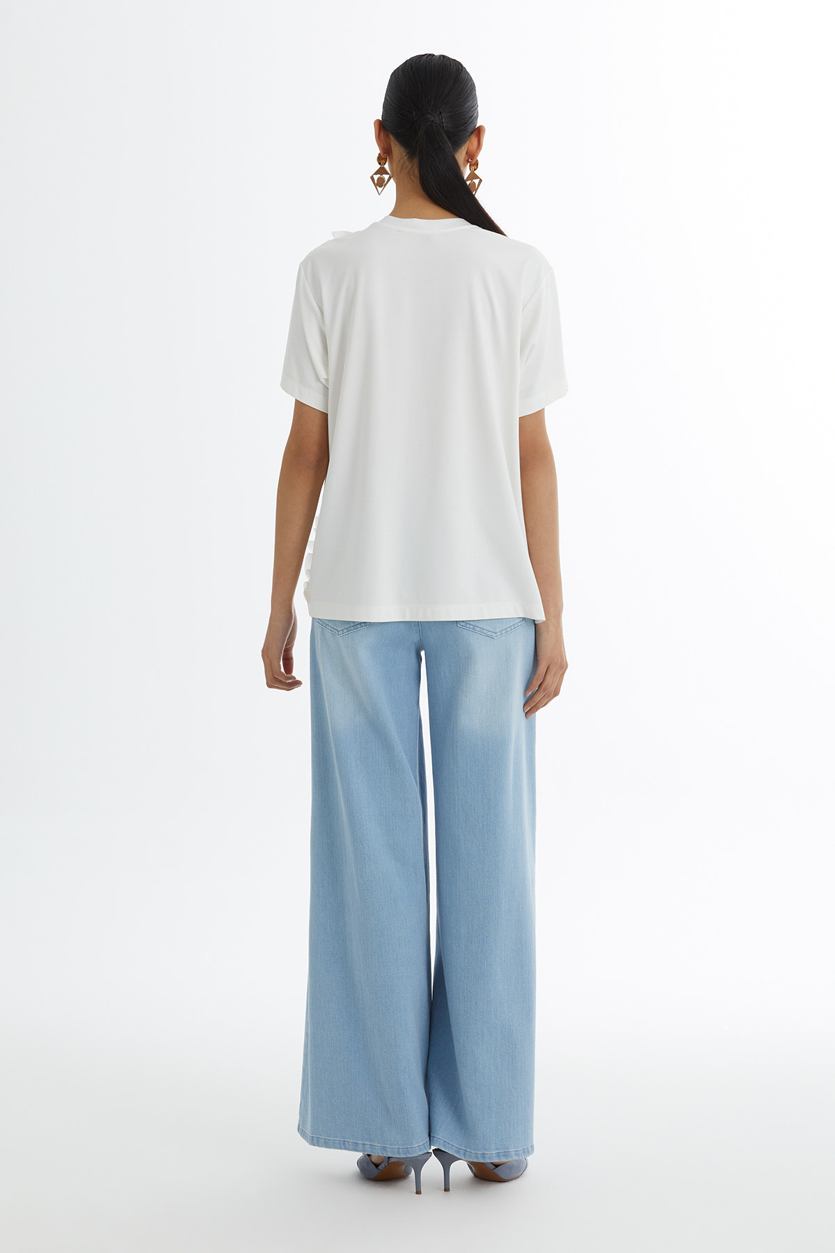 Tül Şerit Aksesuarlı Ekru T-Shirt