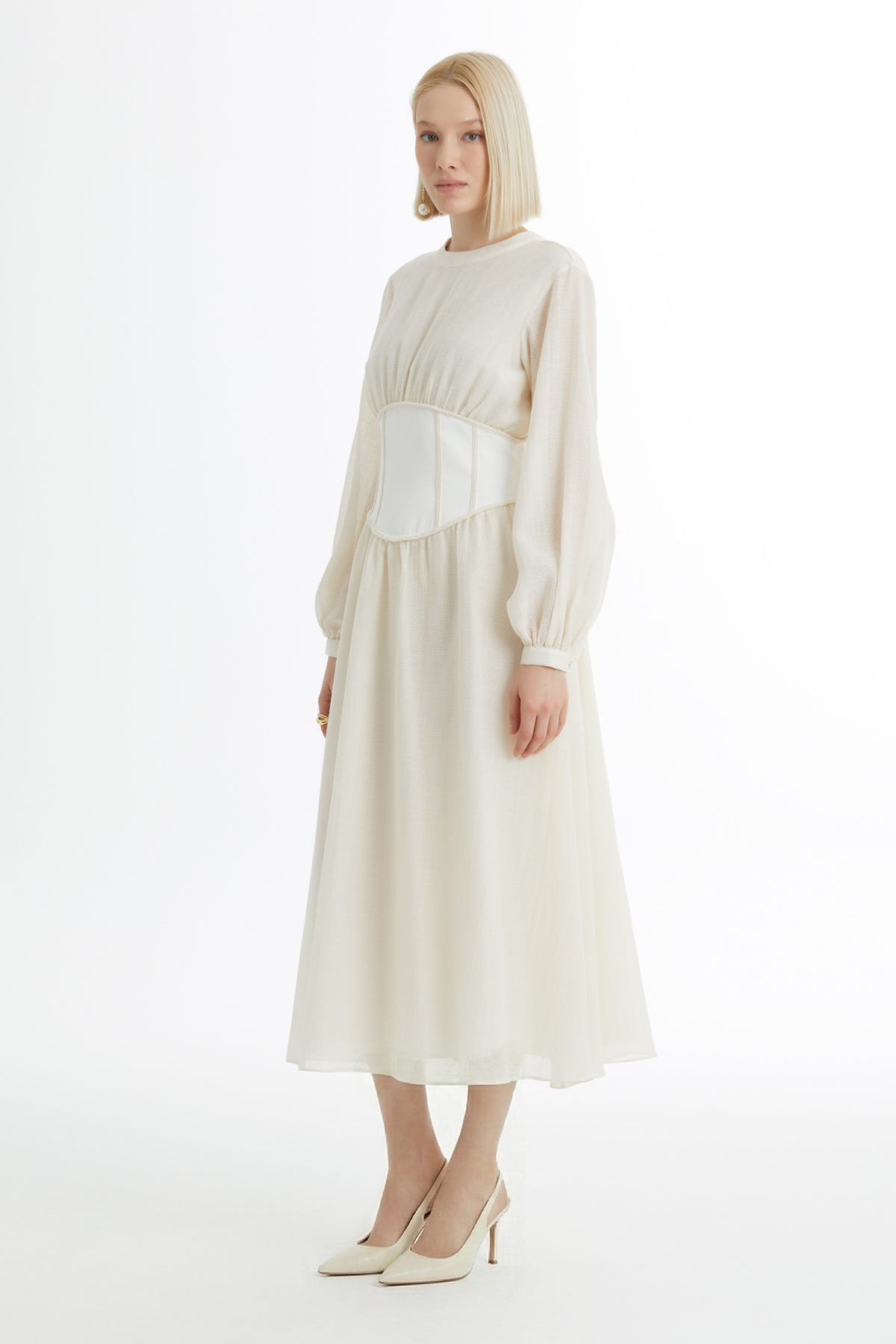 Korseli Balon Kollu Ekru Elbise