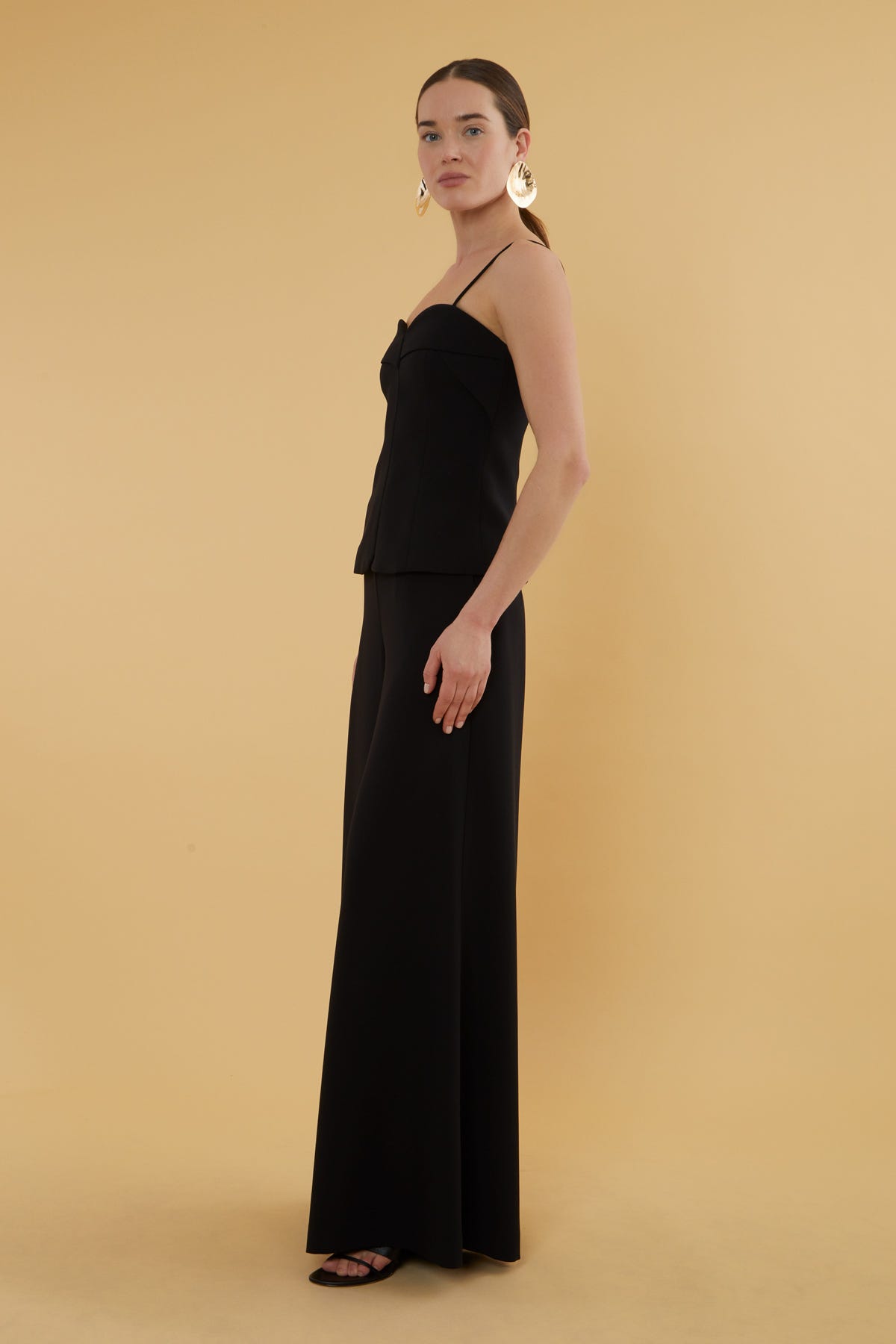 Fermuarlı Kalp Yaka Siyah Askılı Bluz