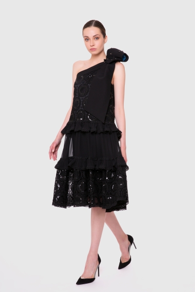 Gizia One Shoulder Embroidered Ruffle Lace Black Midi Dress. 2